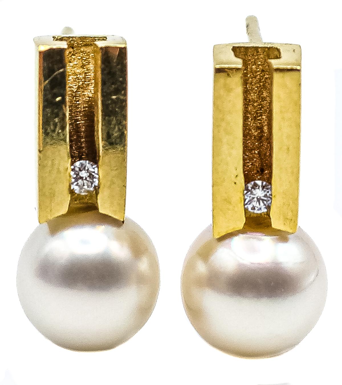 PENDIENTES CON PERLAS Y BRILLANTES