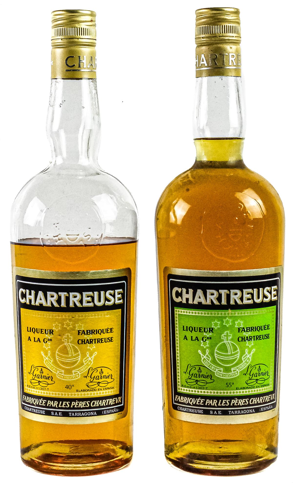 DOS BOTELLAS DE LICOR CHARTREUSE