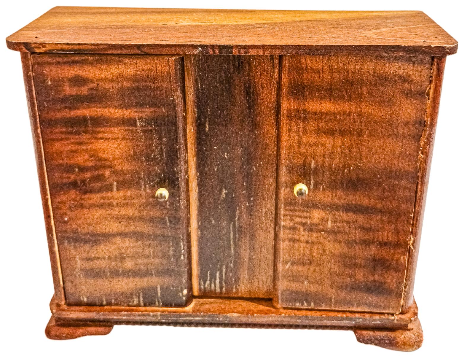 CONJUNTO DE MUEBLES DE JUGUETE DE LOS AÑOS 50