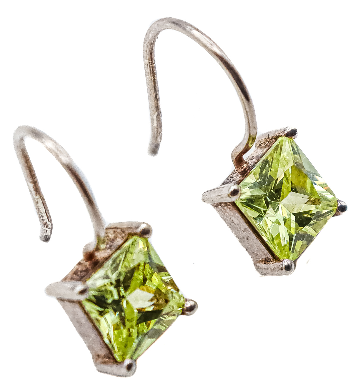PENDIENTES CON CIRCONITAS VERDES