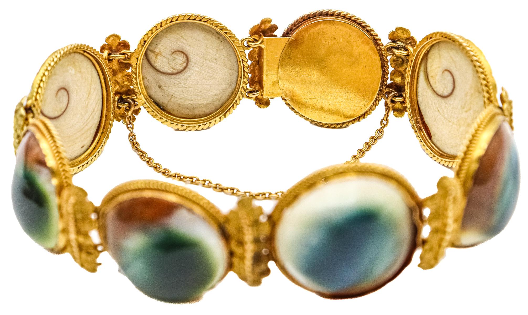 PULSERA FRANCESA CON OPERCULUM DEL S.XIX