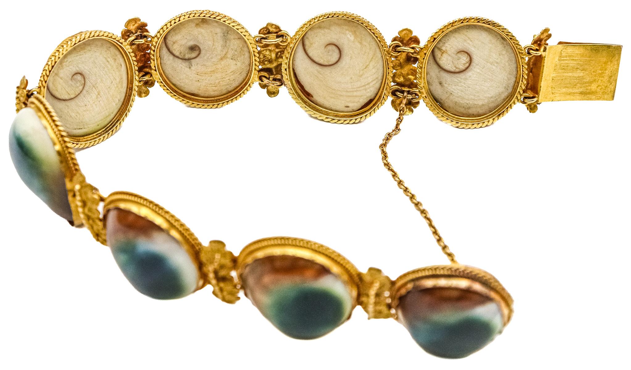 PULSERA FRANCESA CON OPERCULUM DEL S.XIX