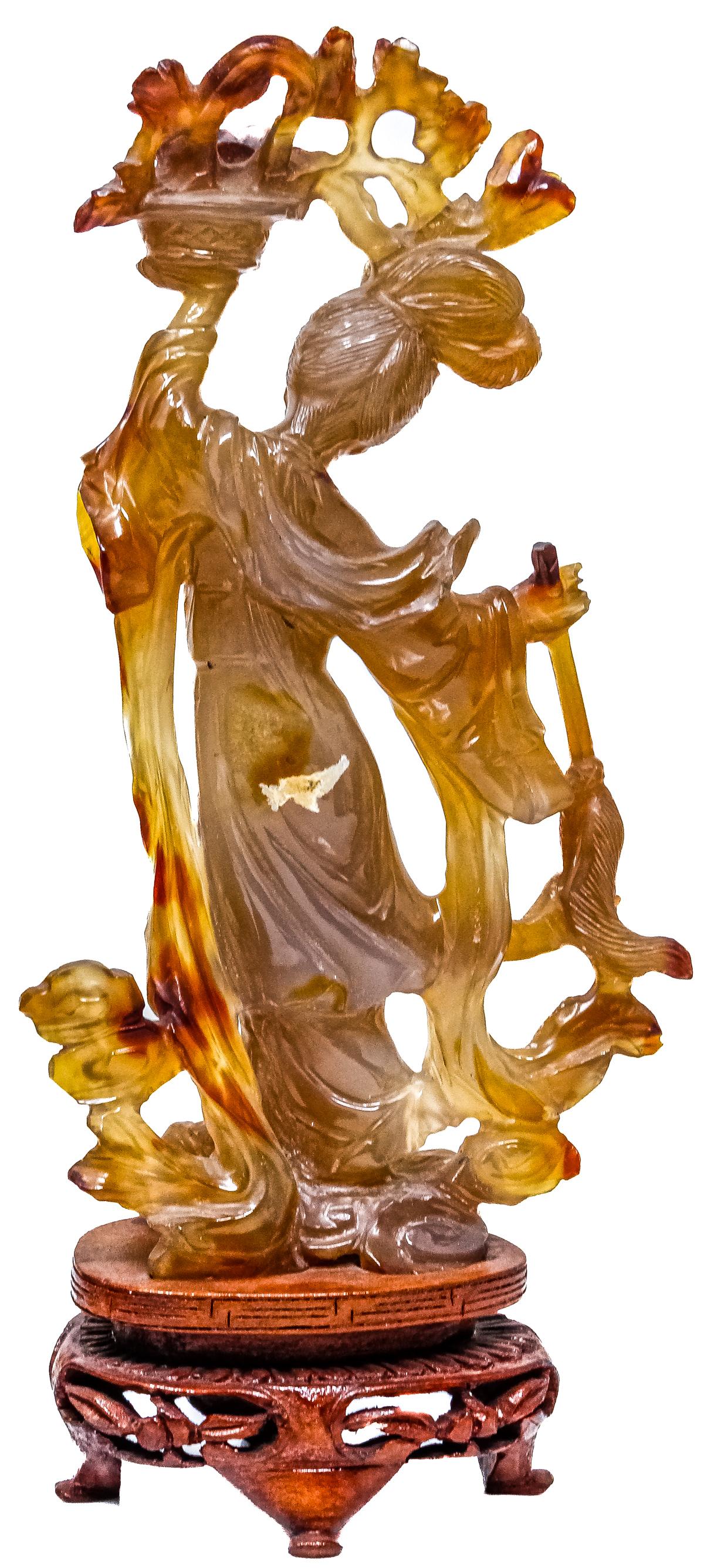 FIGURA EN ÁGATA CORALINA DE LA SEGUNDA MITAD DE SIGLO XX