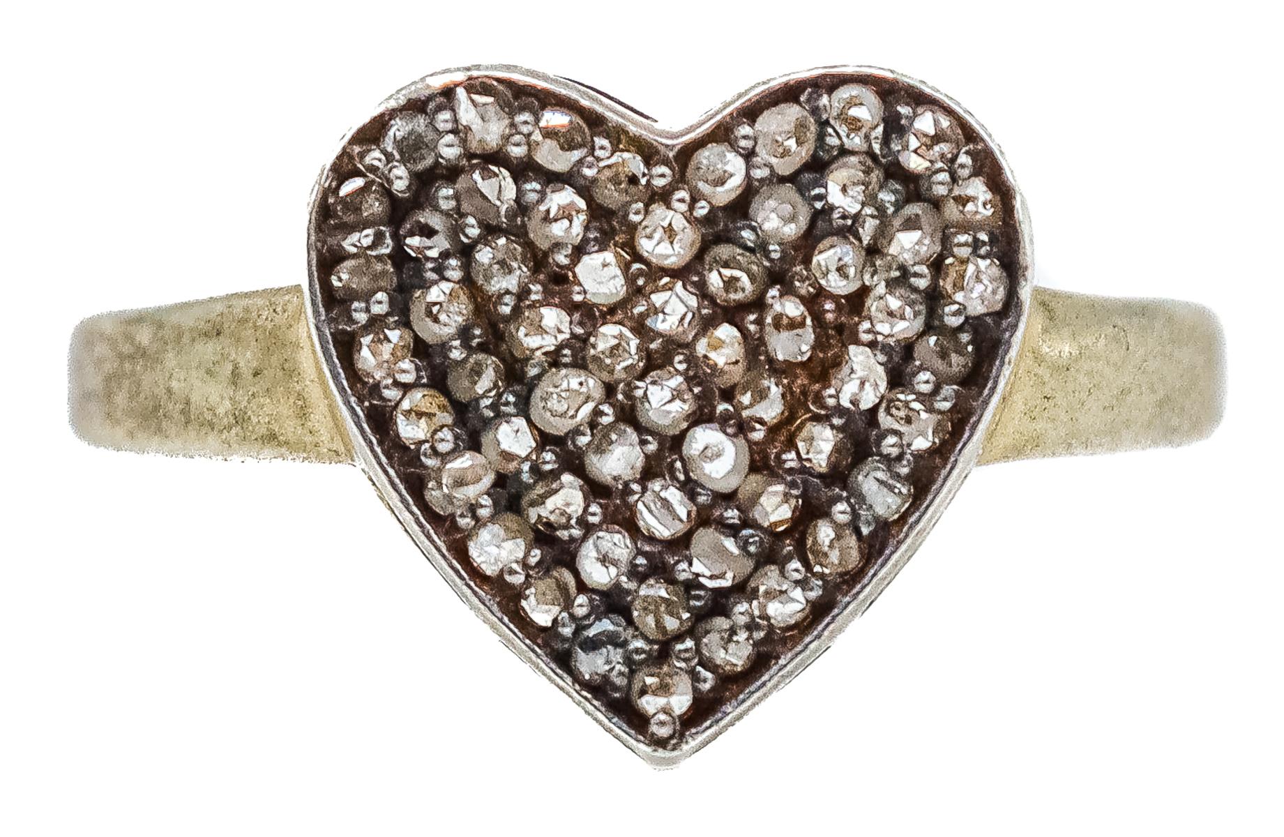 ANILLO CORAZÓN CON DIAMANTES