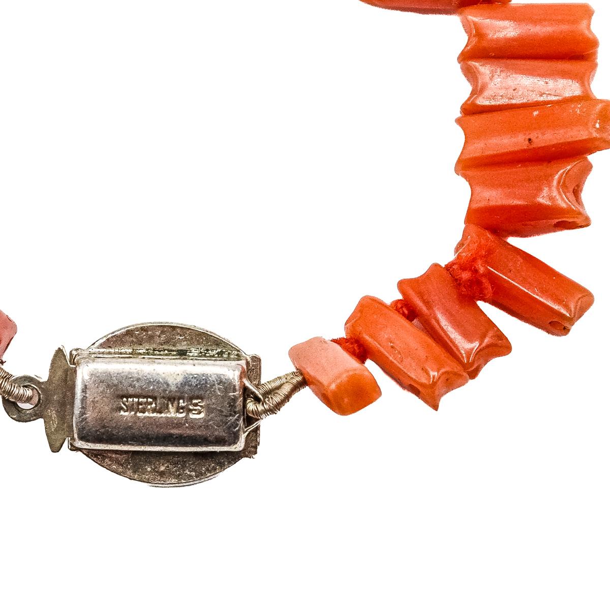 COLLAR DE CORAL