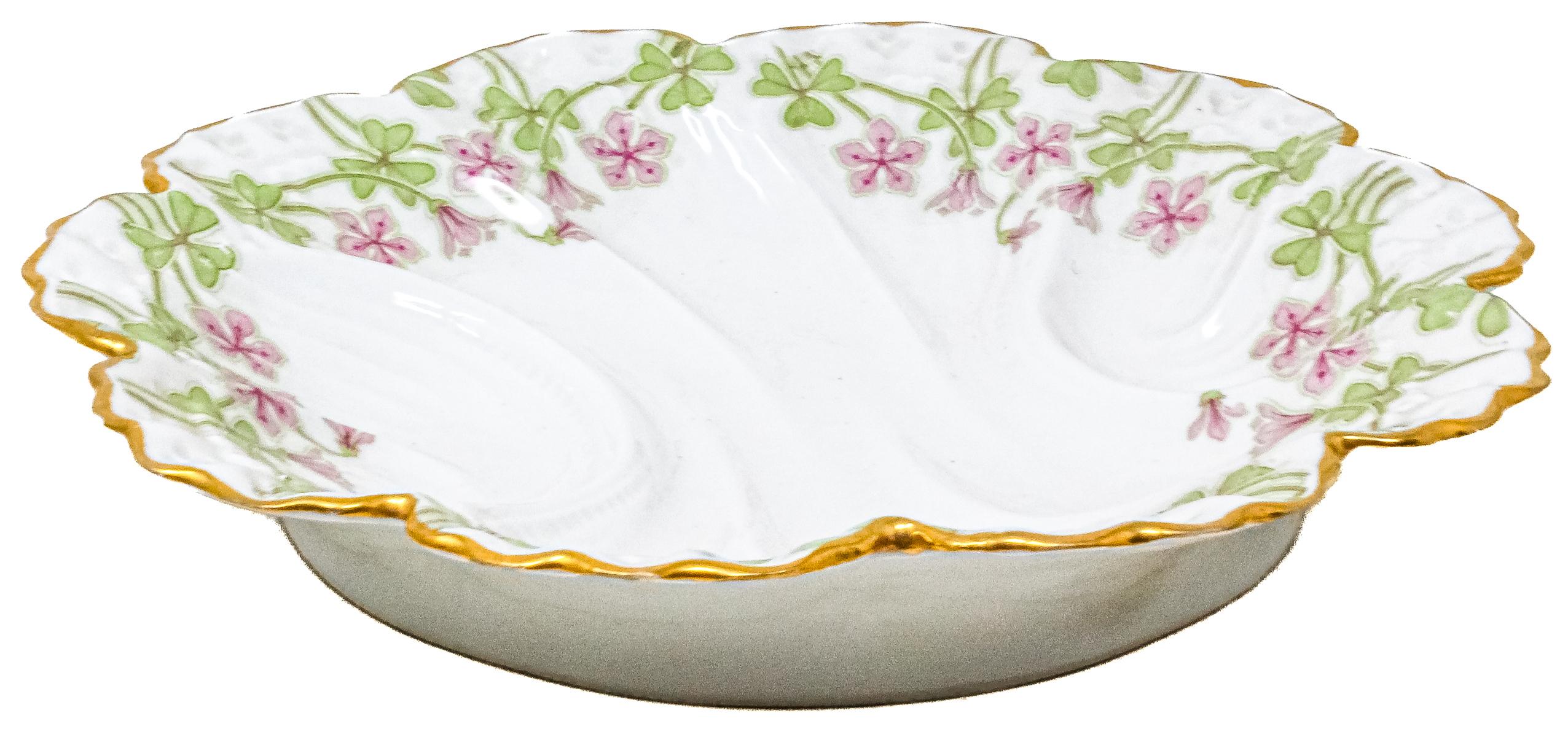 TRES PLATOS ENTREMESEROS DE PORCELANA DE LIMOGES