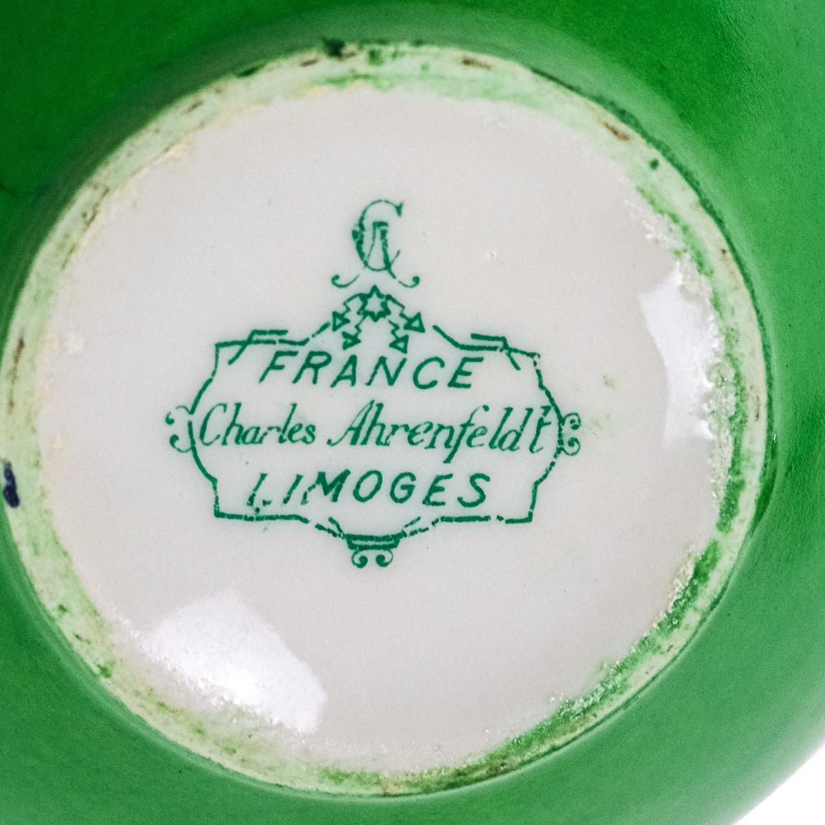 SEIS TAZAS CON PLATO EN PORCELANA DE LIMOGES AÑOS 40