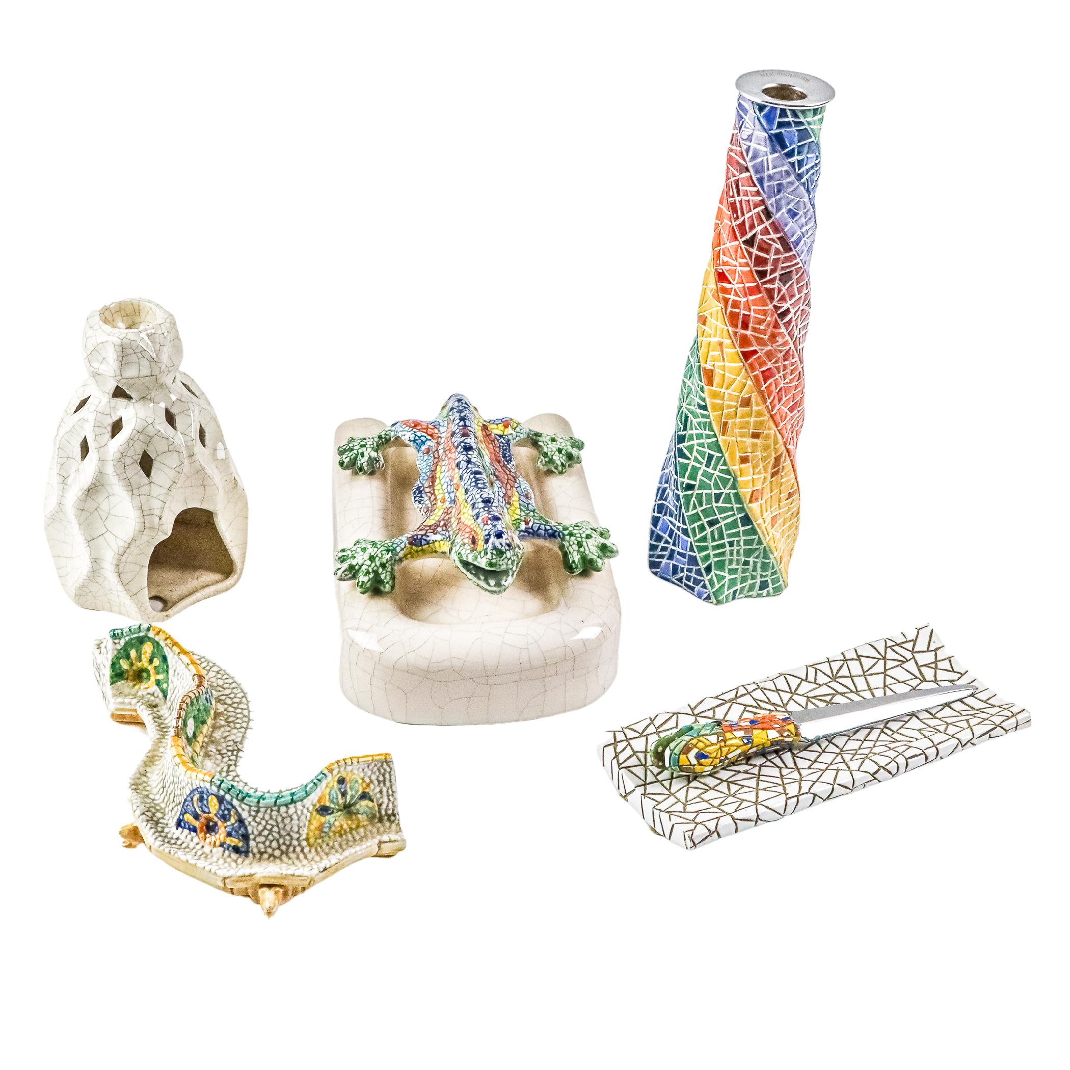 COLECCIÓN DE PIEZAS DE REPRODUCCIÓN DE GAUDÍ