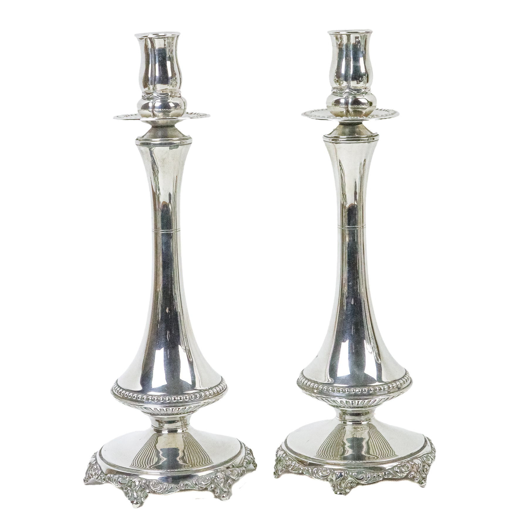 PAREJA DE CANDELEROS PLATA DE MEDIADOS DE S. XX