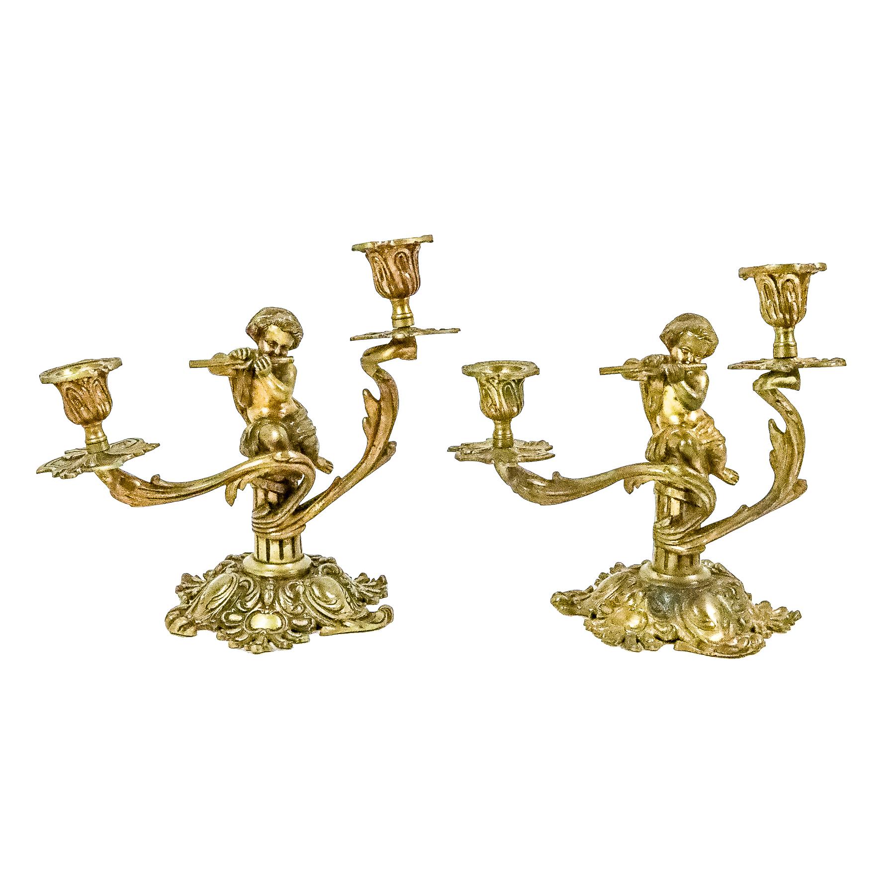 PAREJA DE CANDELABROS EN BRONCE DE MEDIADOS DEL S.XX