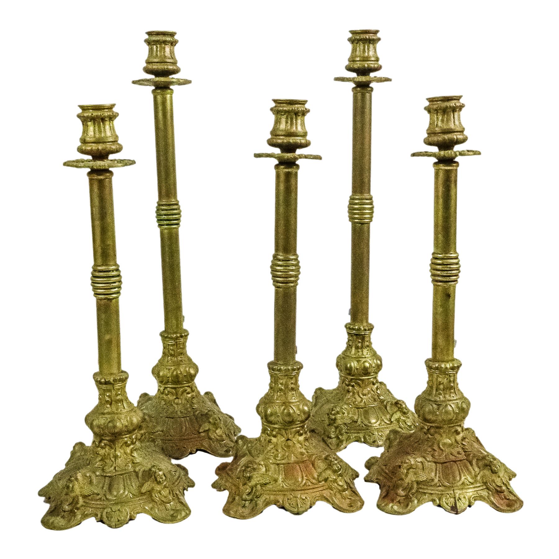 CINCO CANDELEROS  DE FINALES DE SIGLO XIX