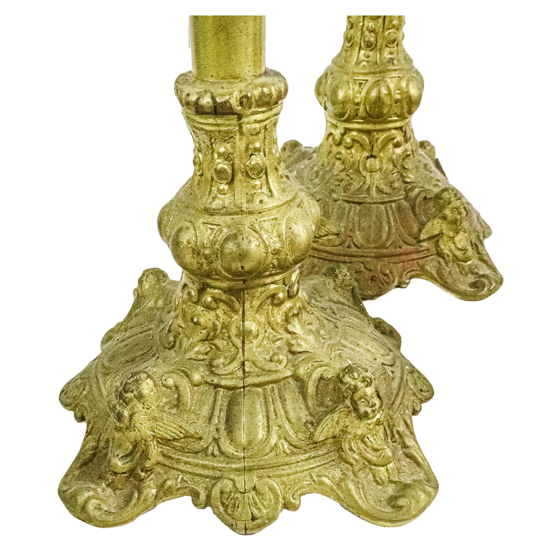 CINCO CANDELEROS  DE FINALES DE SIGLO XIX