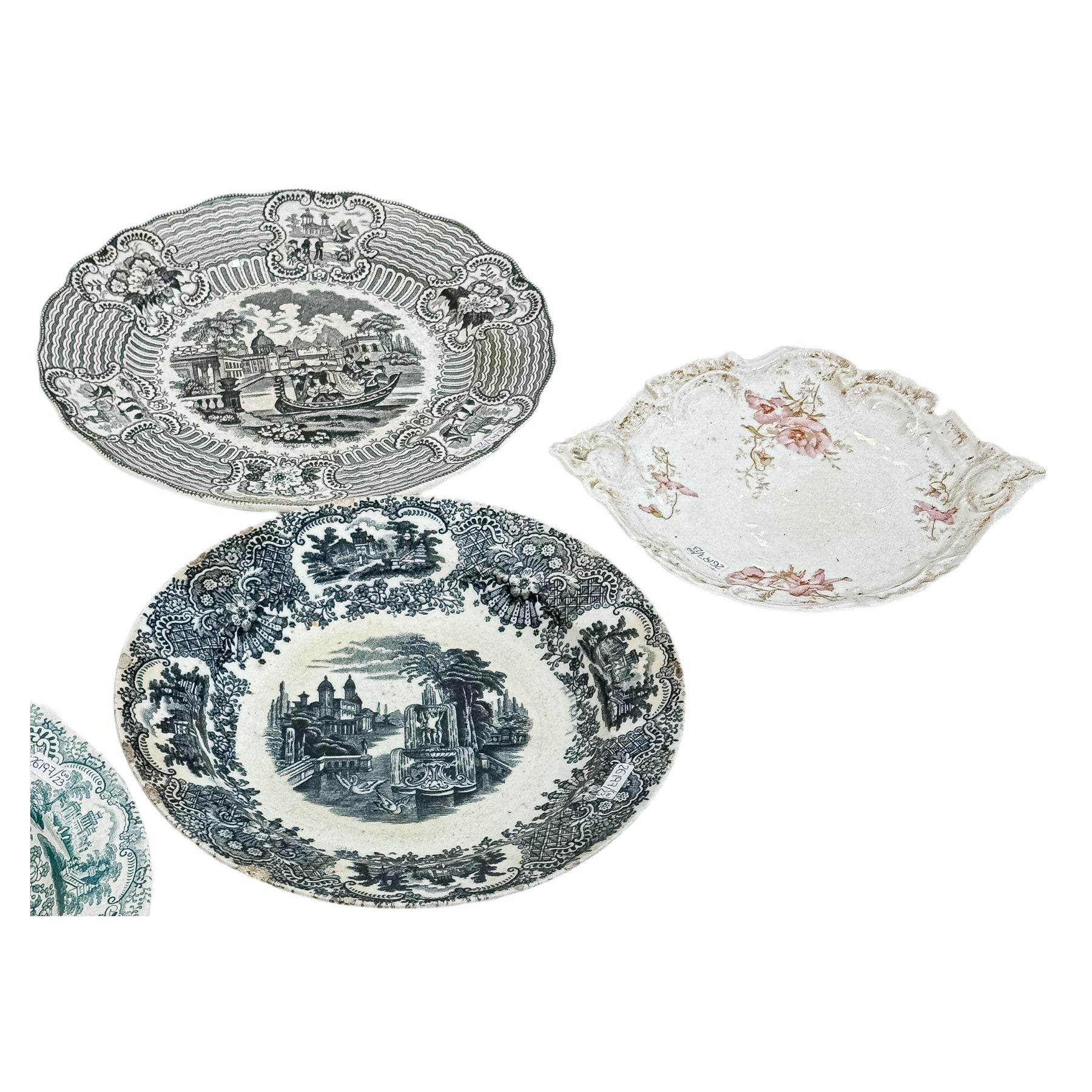 COLECCIÓN DE PLATOS Y BANDEJAS DEL SIGLO XIX-XX