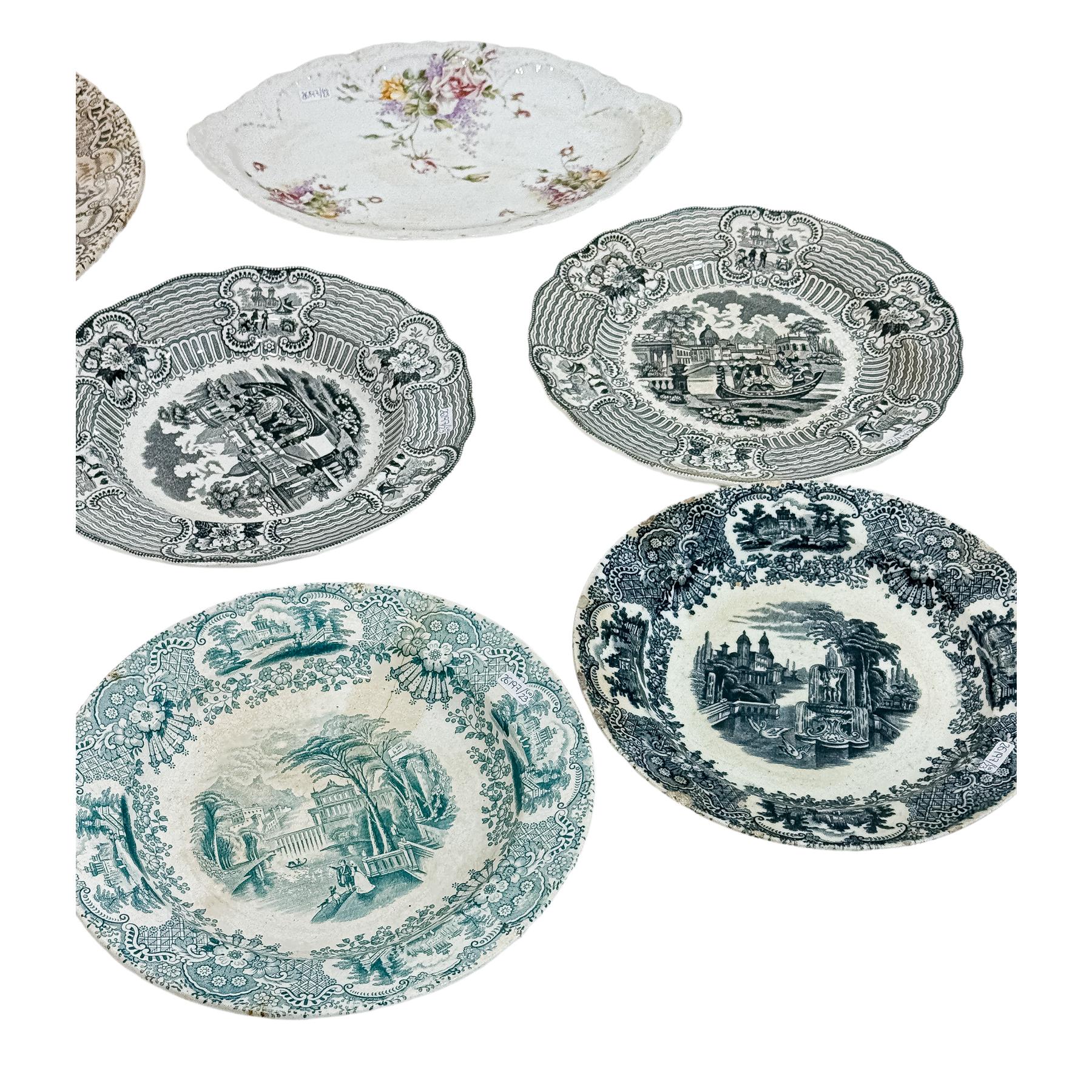 COLECCIÓN DE PLATOS Y BANDEJAS DEL SIGLO XIX-XX