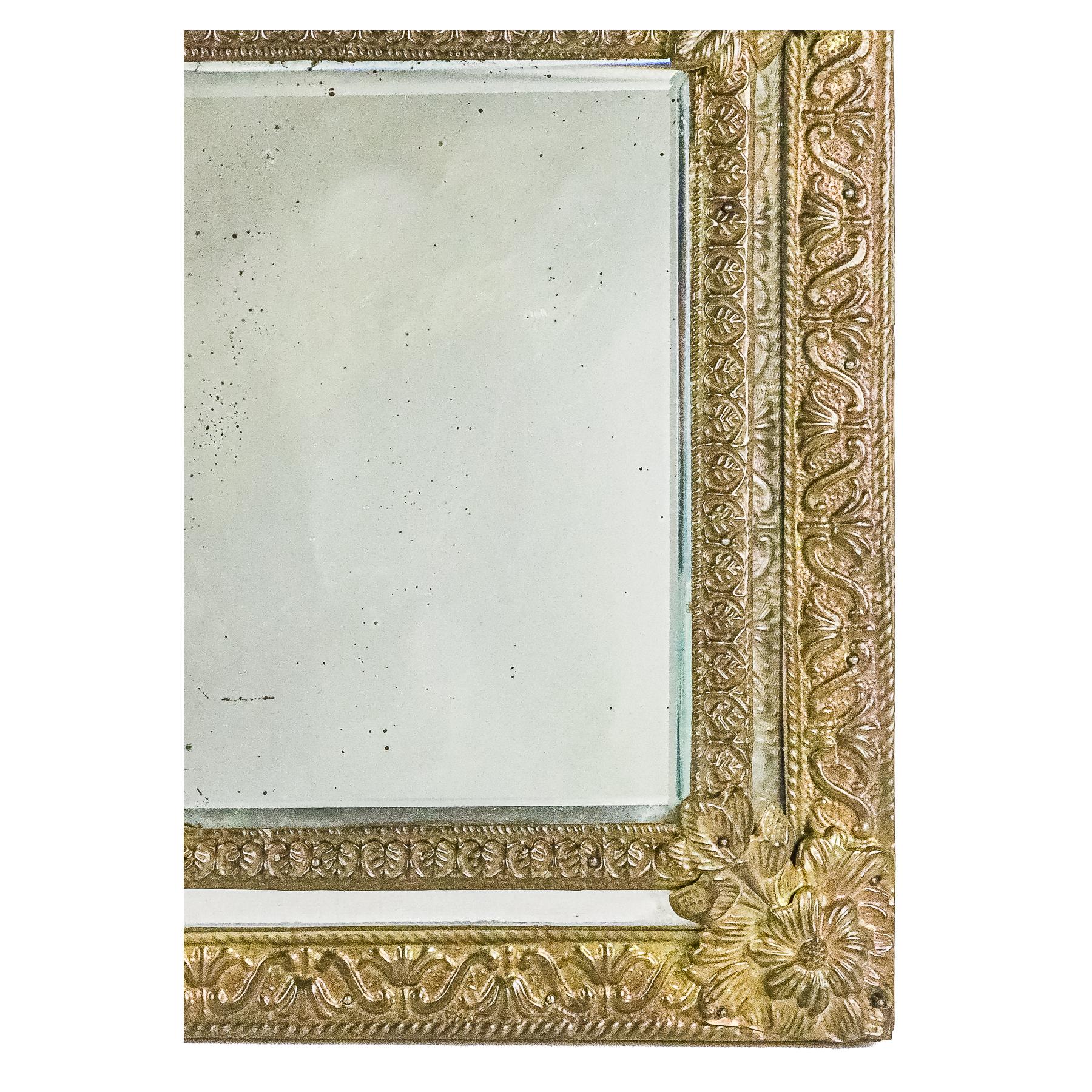 ESPEJO DE PARED DE PRIMER CUARTO DEL SIGLO XX