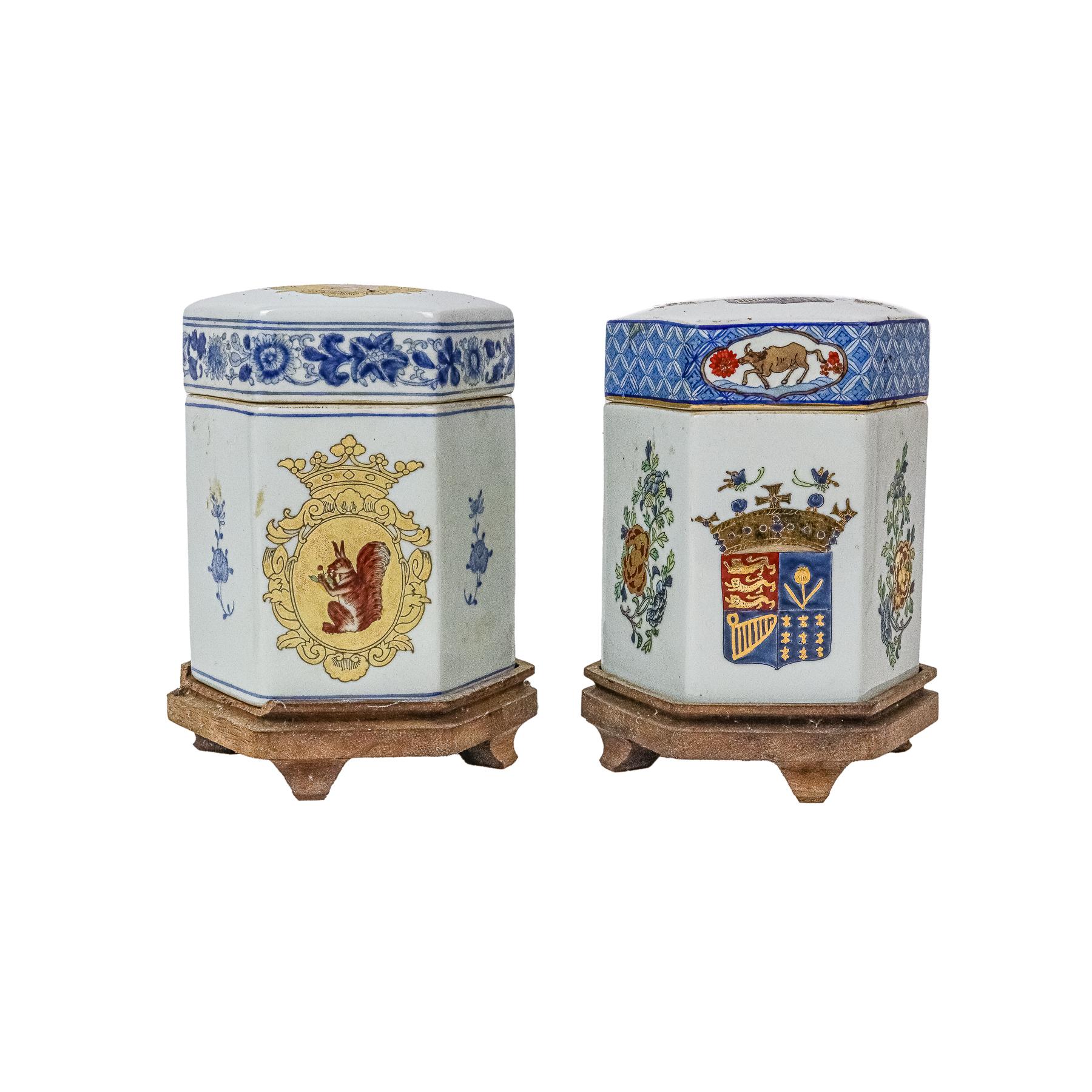 PAREJA DE TARROS DE PORCELANA CHINA