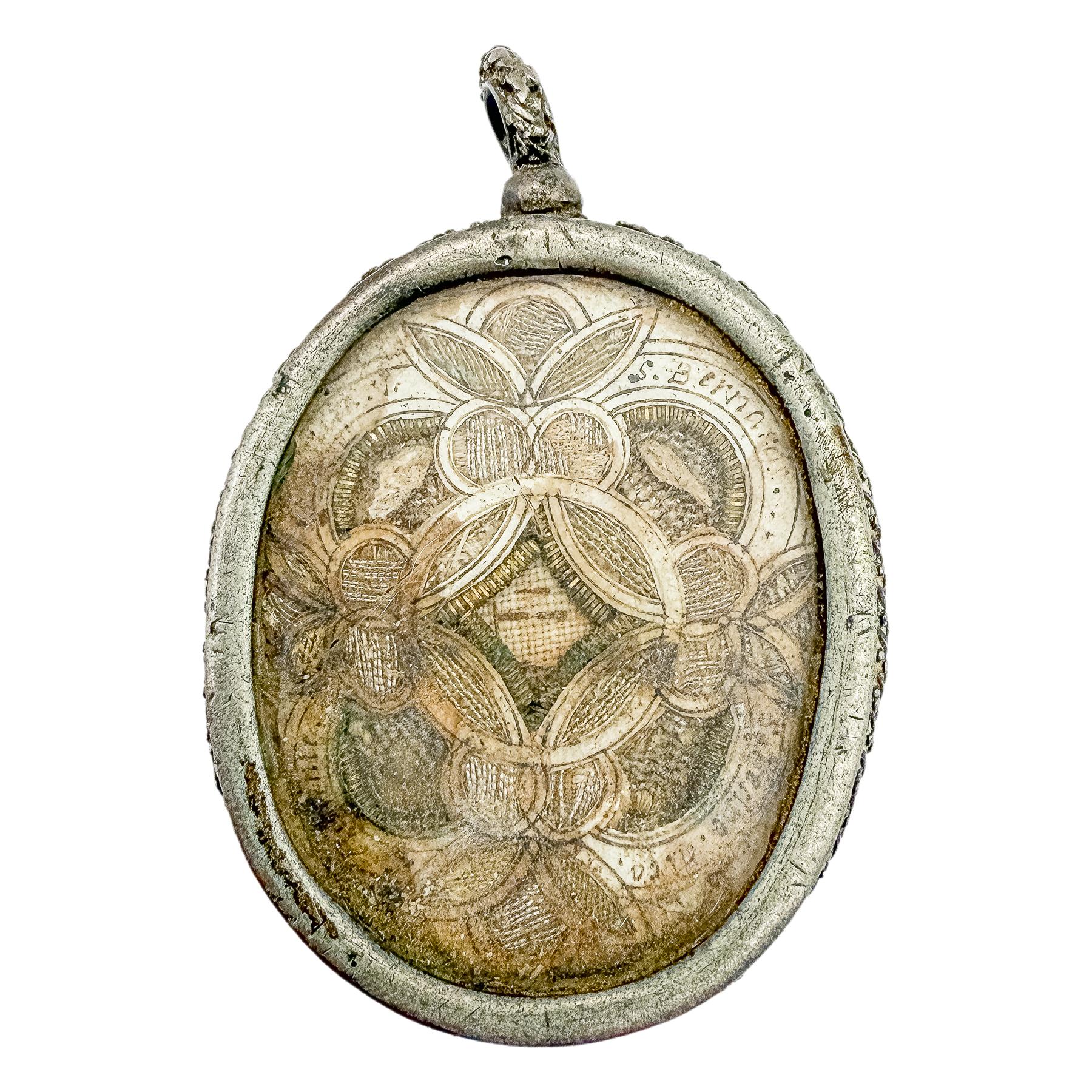 RELICARIO DE PLATA DEL SIGLO XVIII