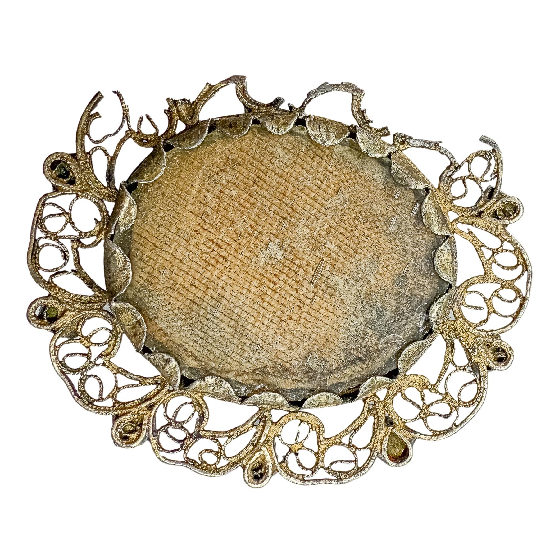 MEDALLÓN DEVOCIONAL DE PLATA DEL SIGLO XVIII