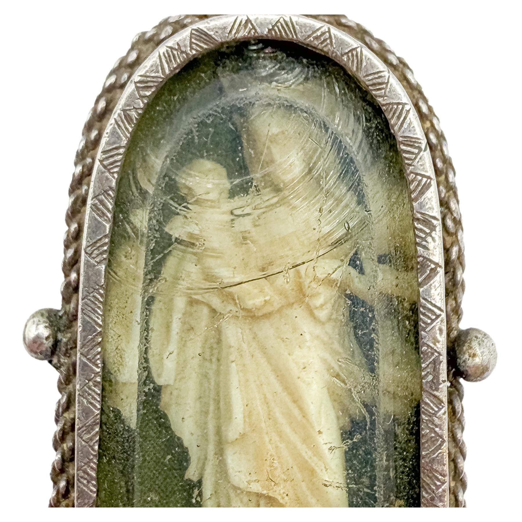 RELICARIO DE PLATA DEL SIGLO XVIII