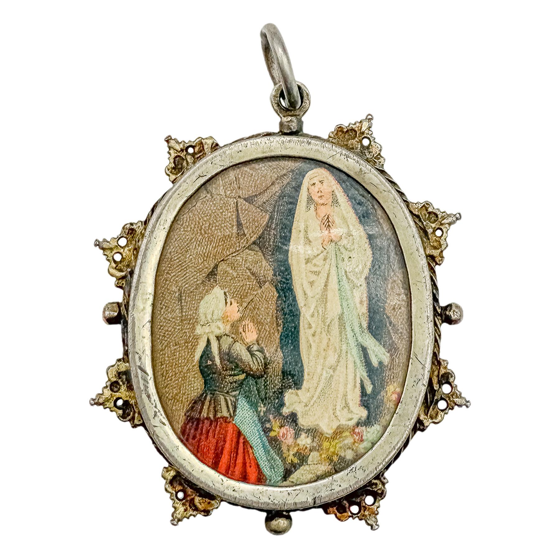 MEDALLÓN DE PLATA DEL SIGLO XVIII