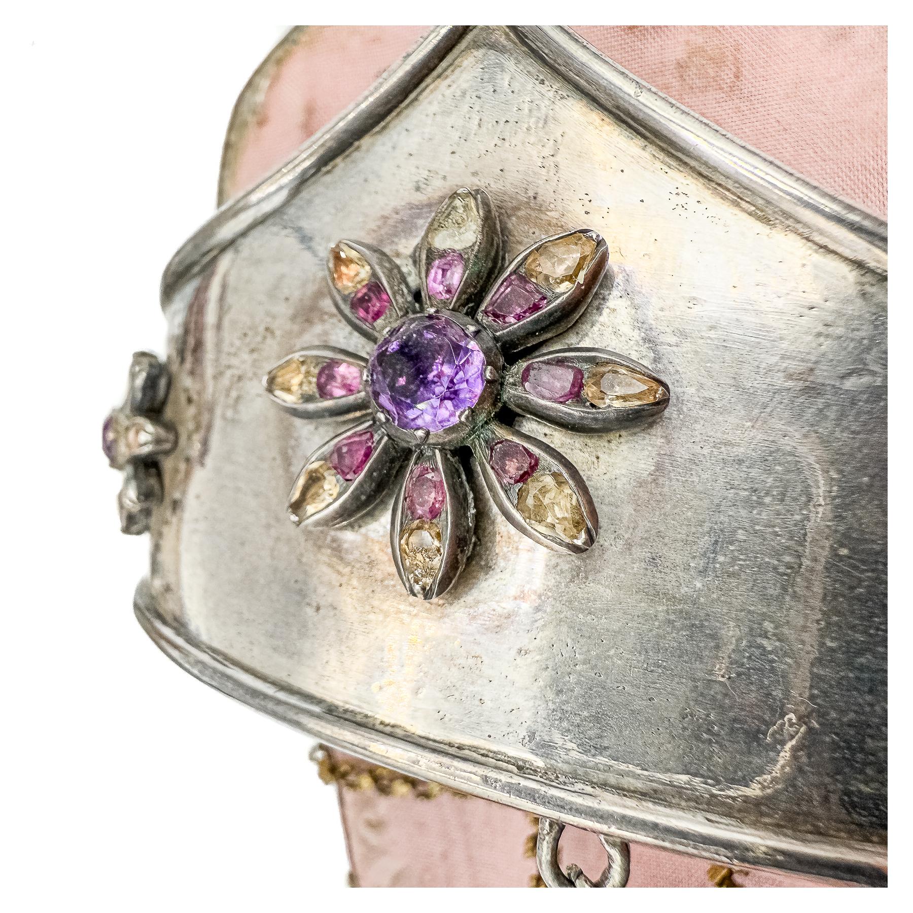 ZAPATILLAS DE PLATA PARA IMAGEN DE MEDIADOS DEL SIGLO XIX