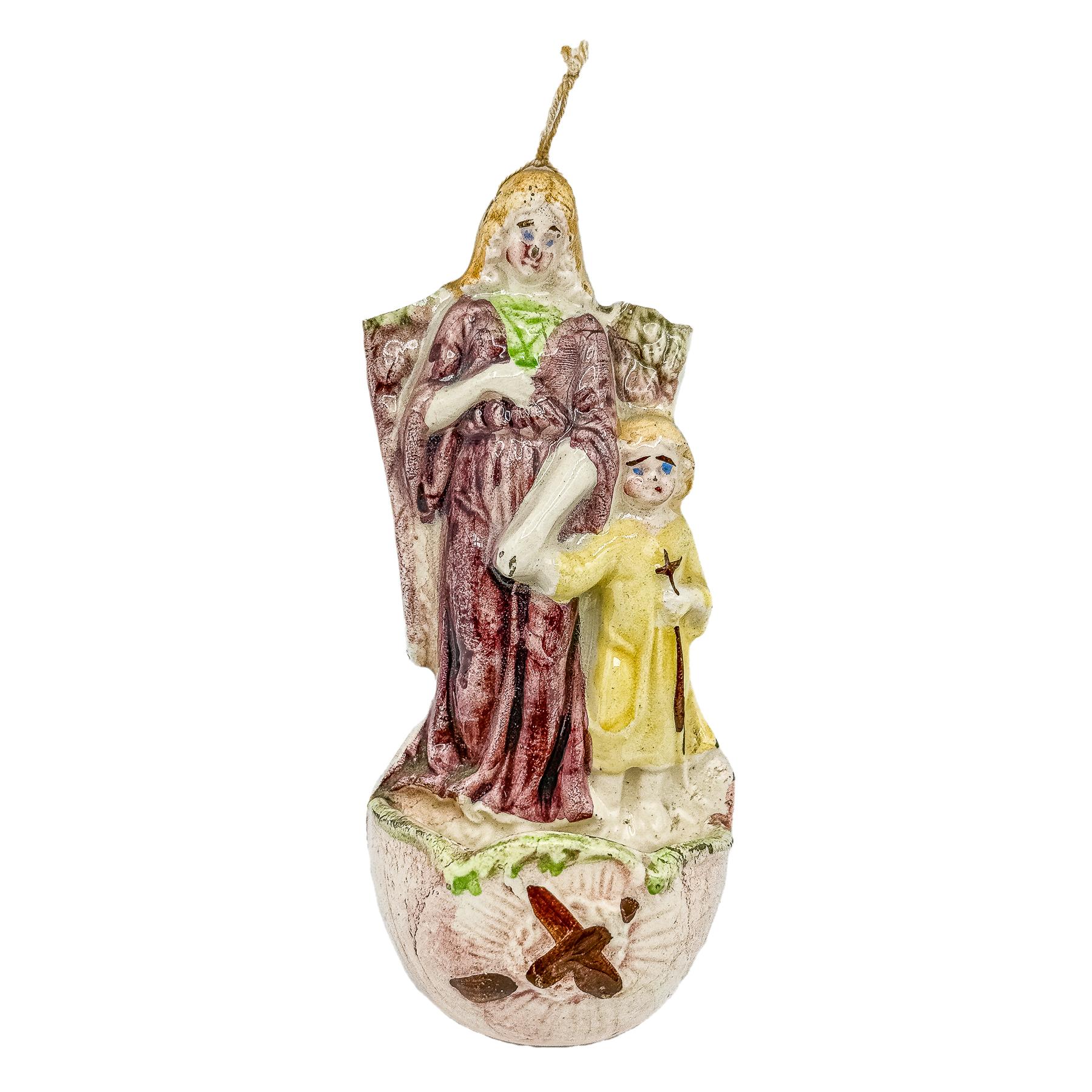 CINCO BENDITERAS DE PORCELANA Y BISCUIT DEL SIGLO XIX