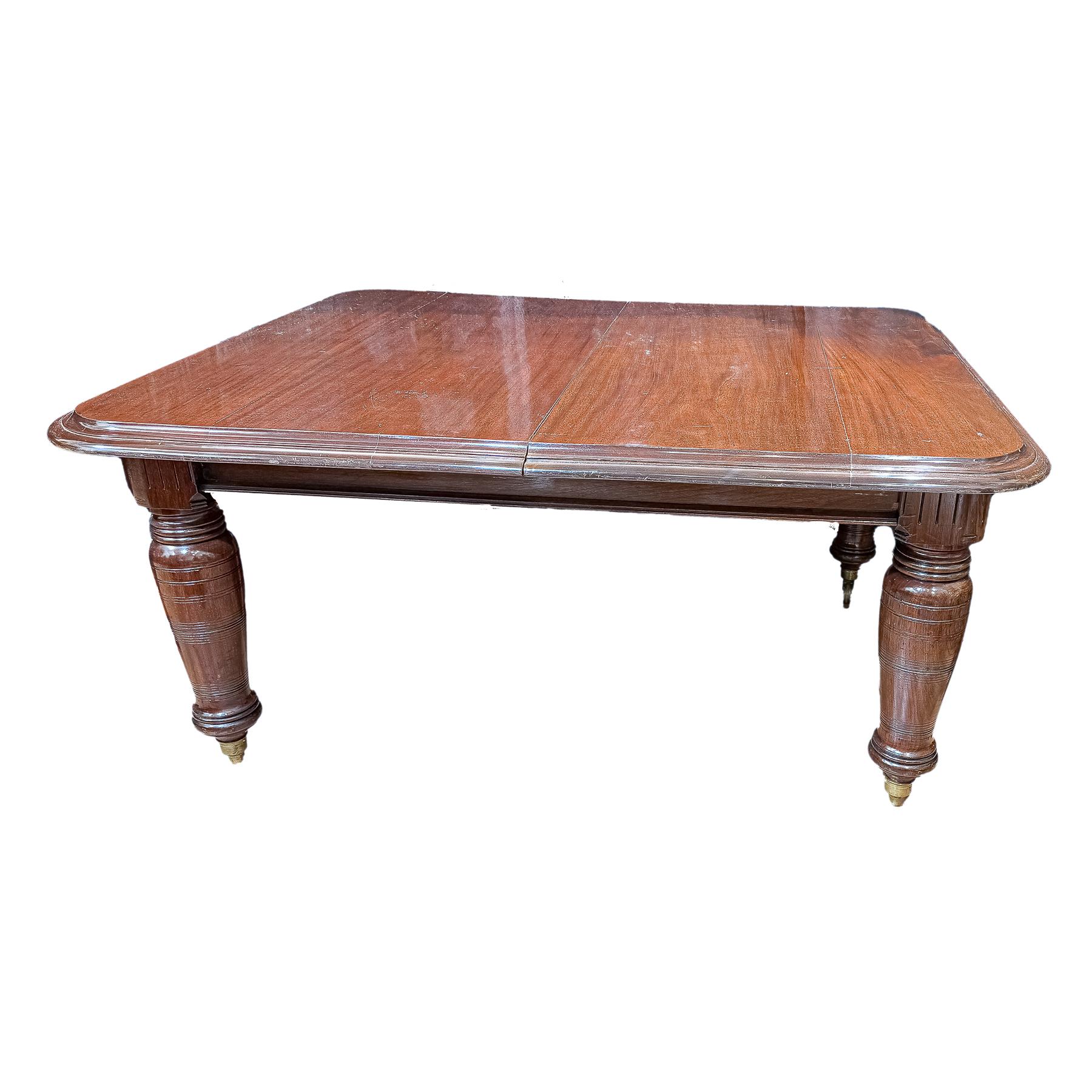 MESA DE COMEDOR VICTORIANA DEL SIGLO XIX