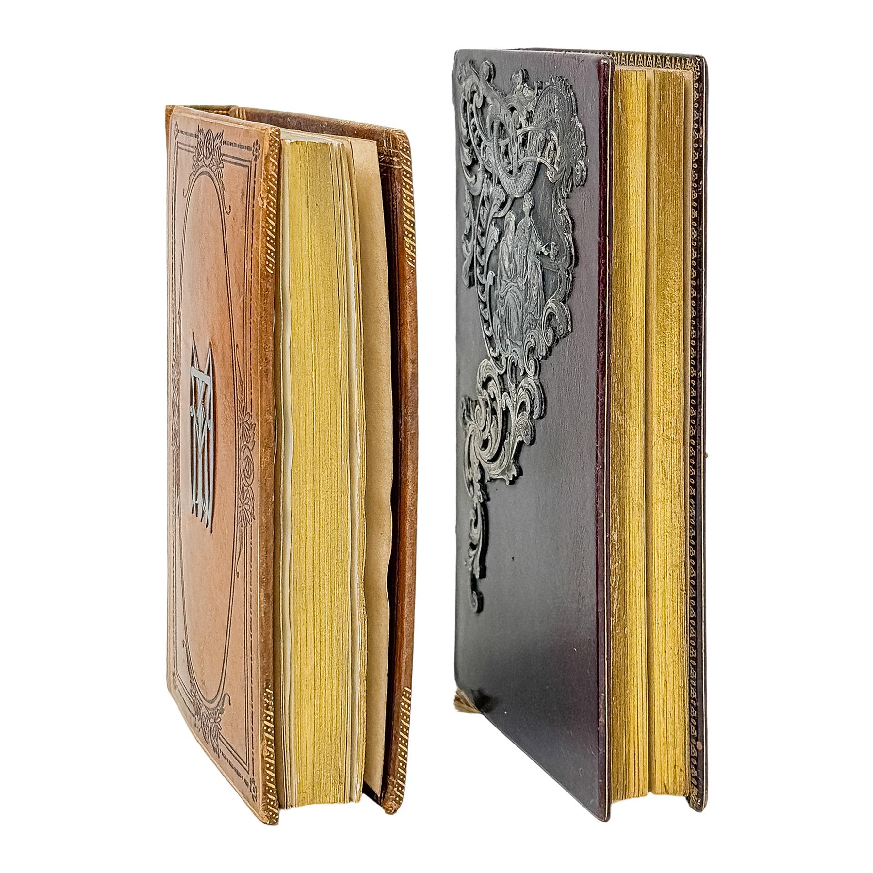 DOS DEVOCIONARIOS DE FINALES DEL SXIX Y PPS. DEL S.XX