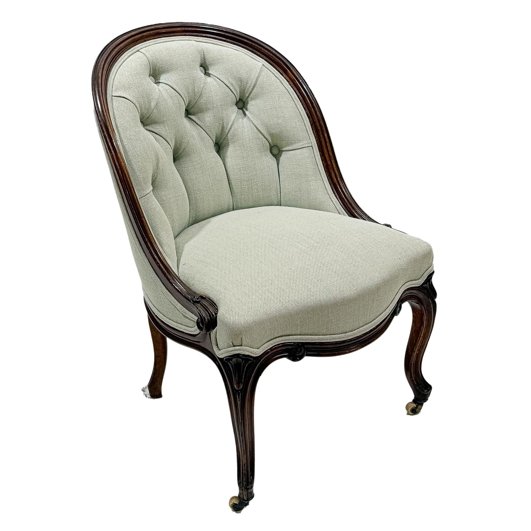 SILLÓN CALZADORA ESTILO MARIA ANTONIETA PRIMER TERCIO S.XX