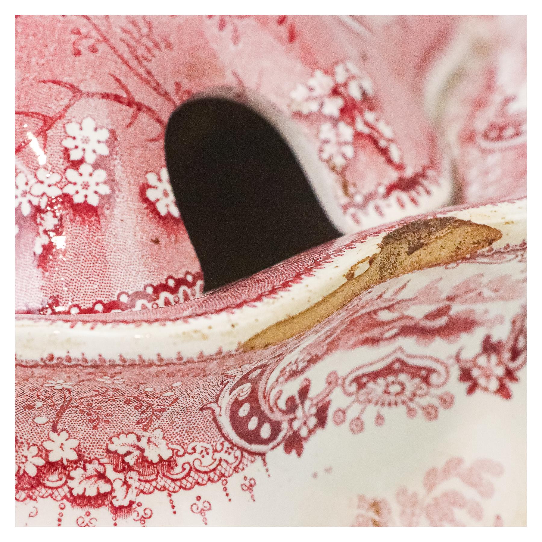 SOPERA DE LOZA INGLESA DE FINALES DE SIGLO XIX