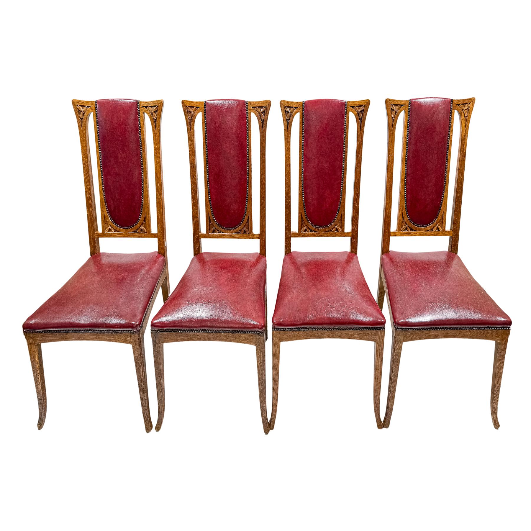 CUATRO SILLAS MODERNISTAS CIRCA 1900