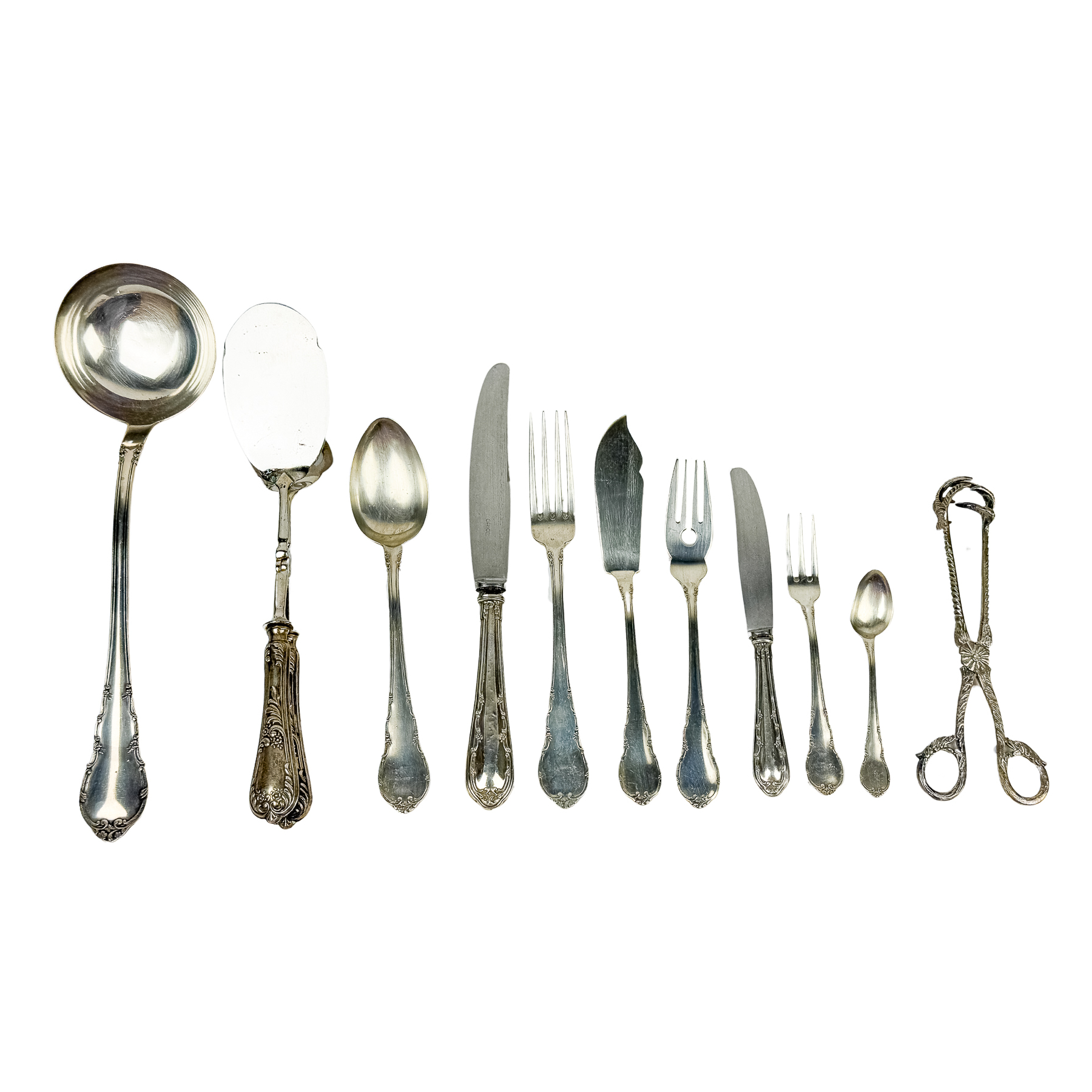 CONJUNTO DE CUBIERTOS DE PLATA DE MEDIADOS DE S. XX