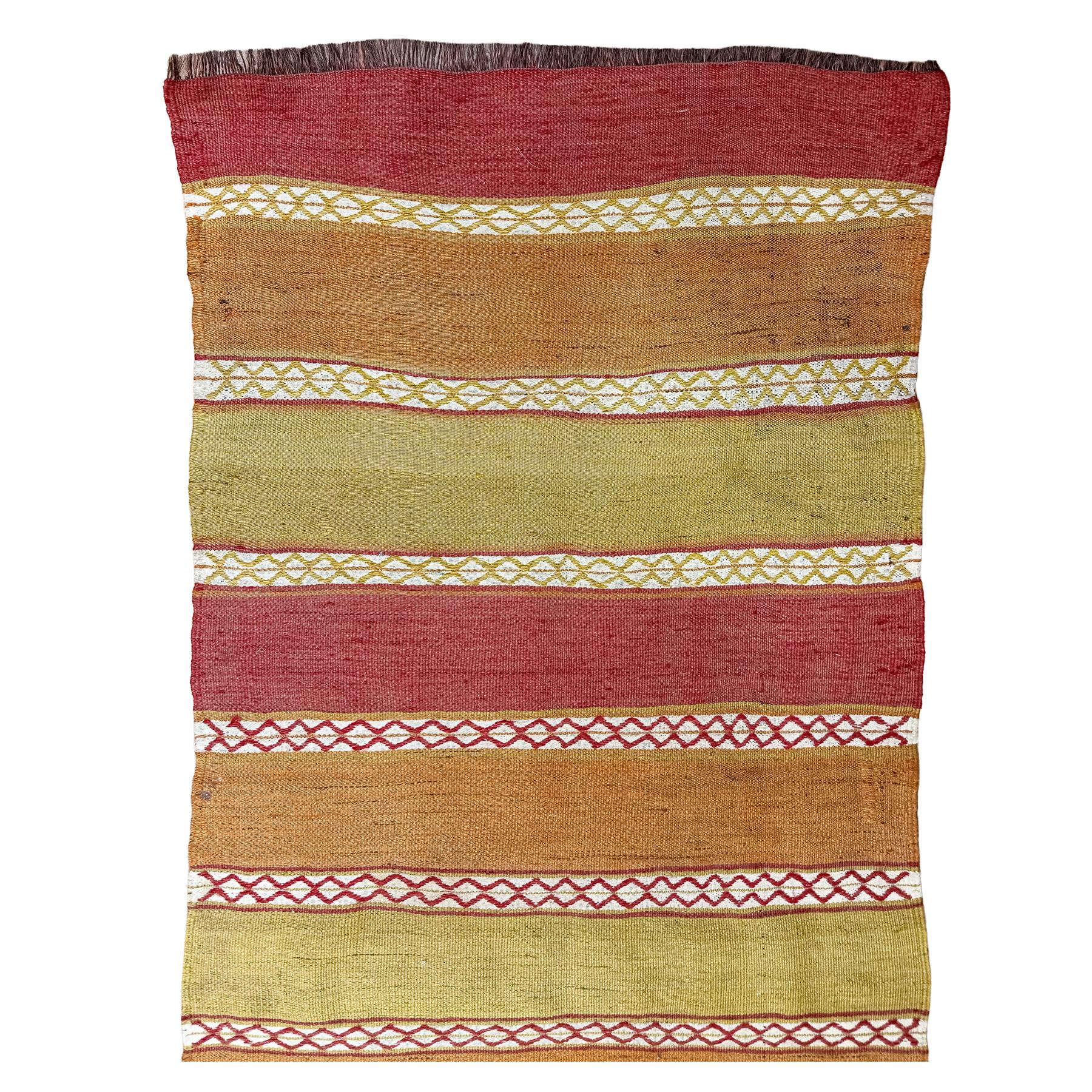ALFOMBRA DE PASILLO TIPO KILIM 