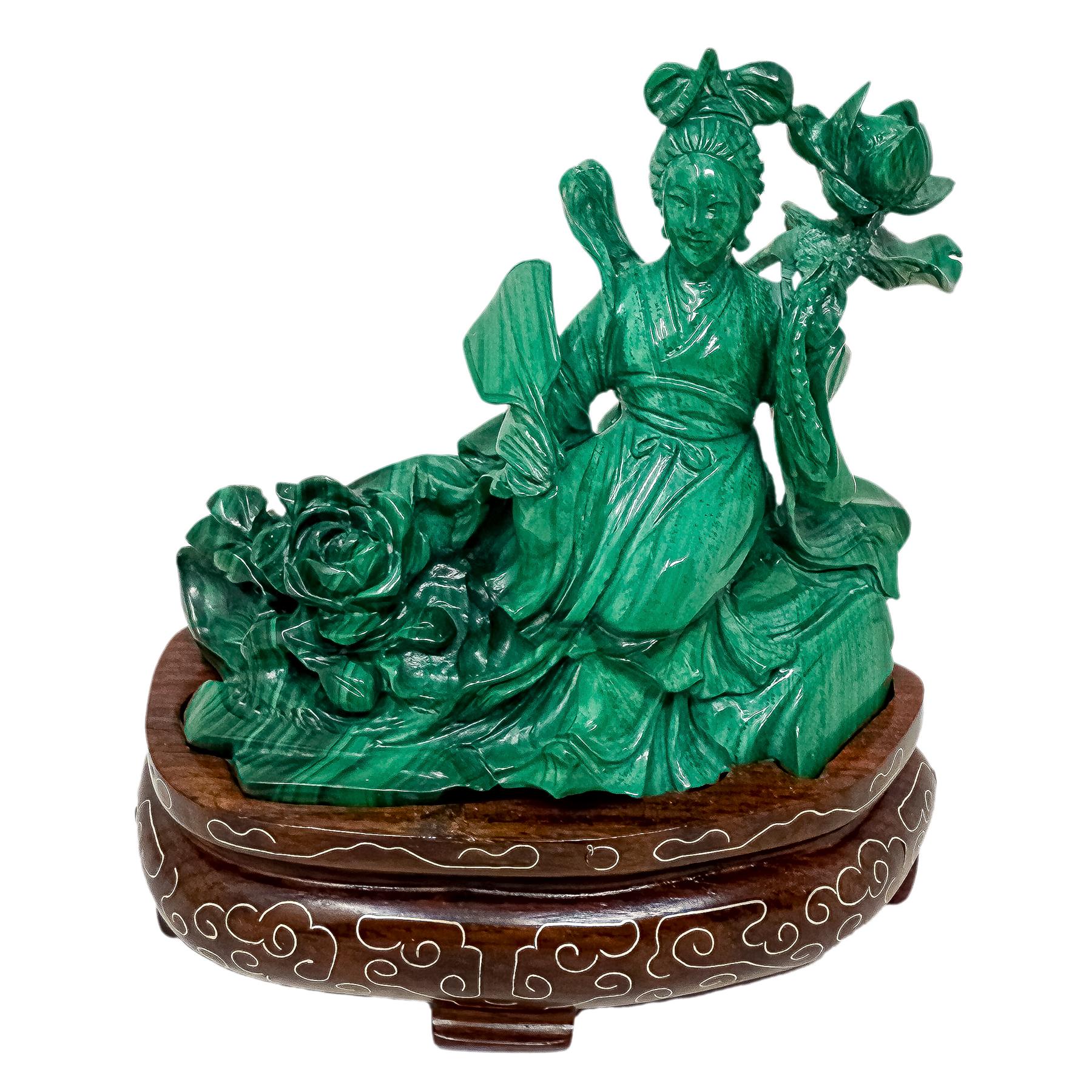 FIGURA EN MALAQUITA DE LA SEGUNDA MITAD DE S. XX