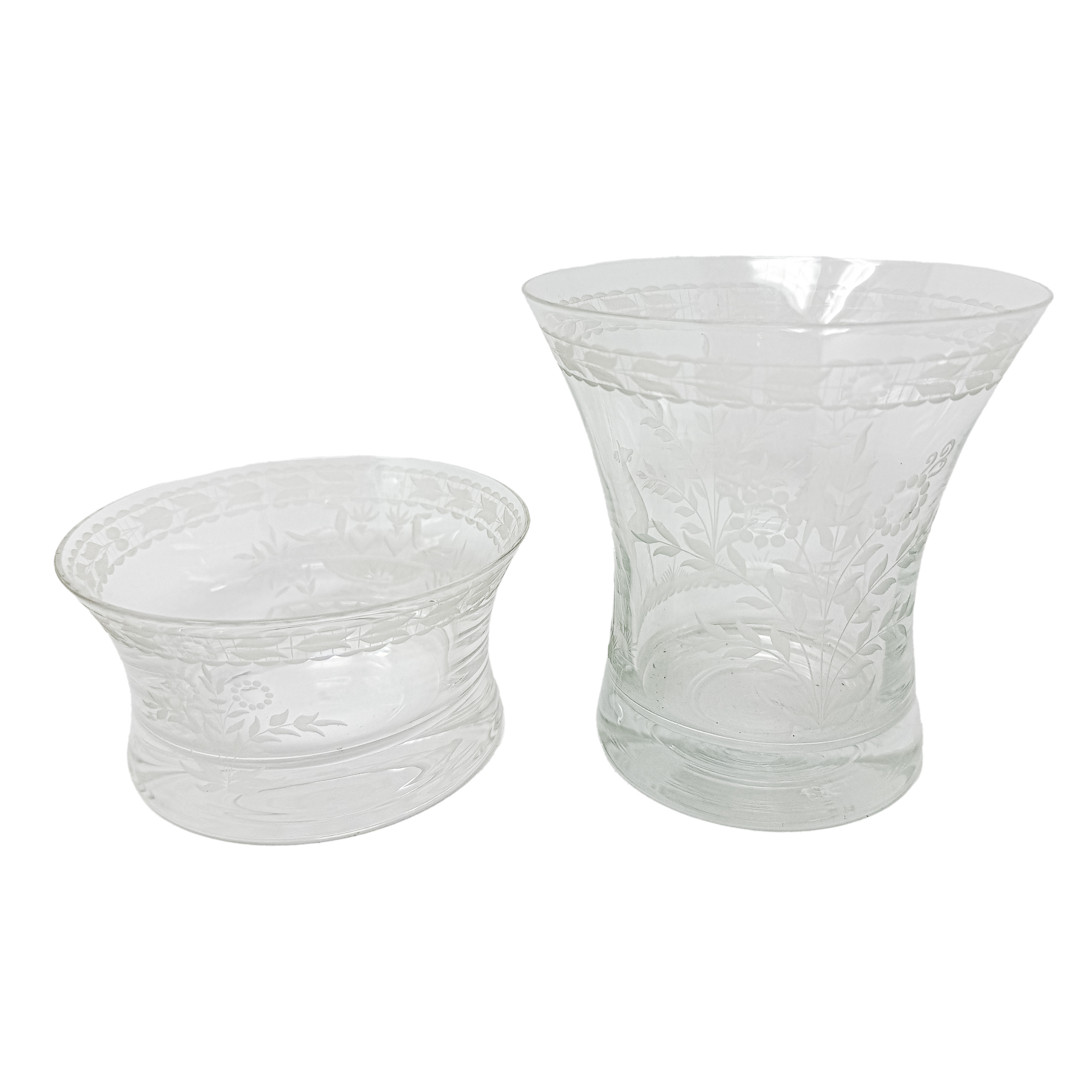 DOS VASOS EN CRISTAL GRABADO DEL ÚLTIMO CUARTO DEL S. XX
