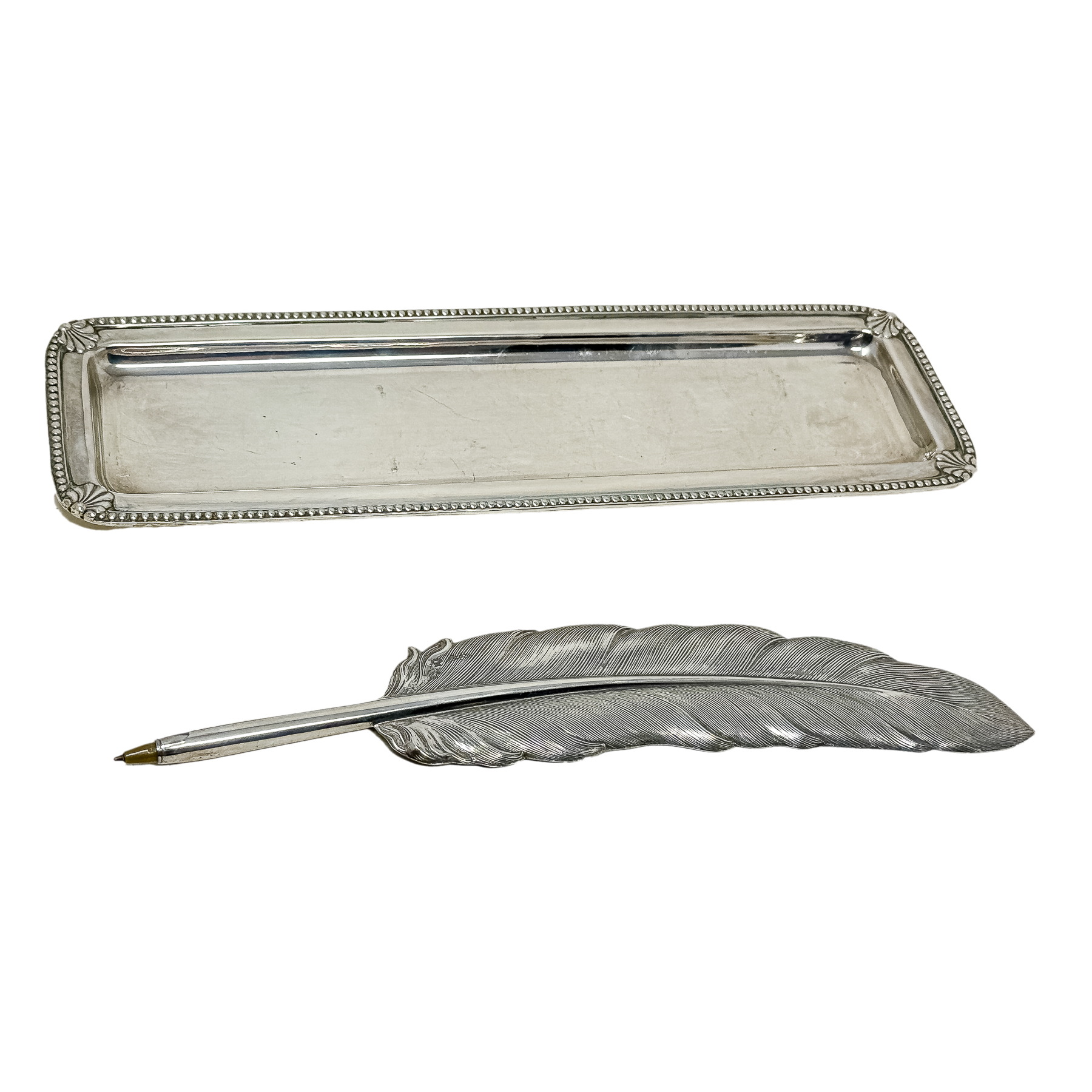 BANDEJA Y PLUMA DE PLATA DEL ÚLTIMO TERCIO DE SIGLO XX