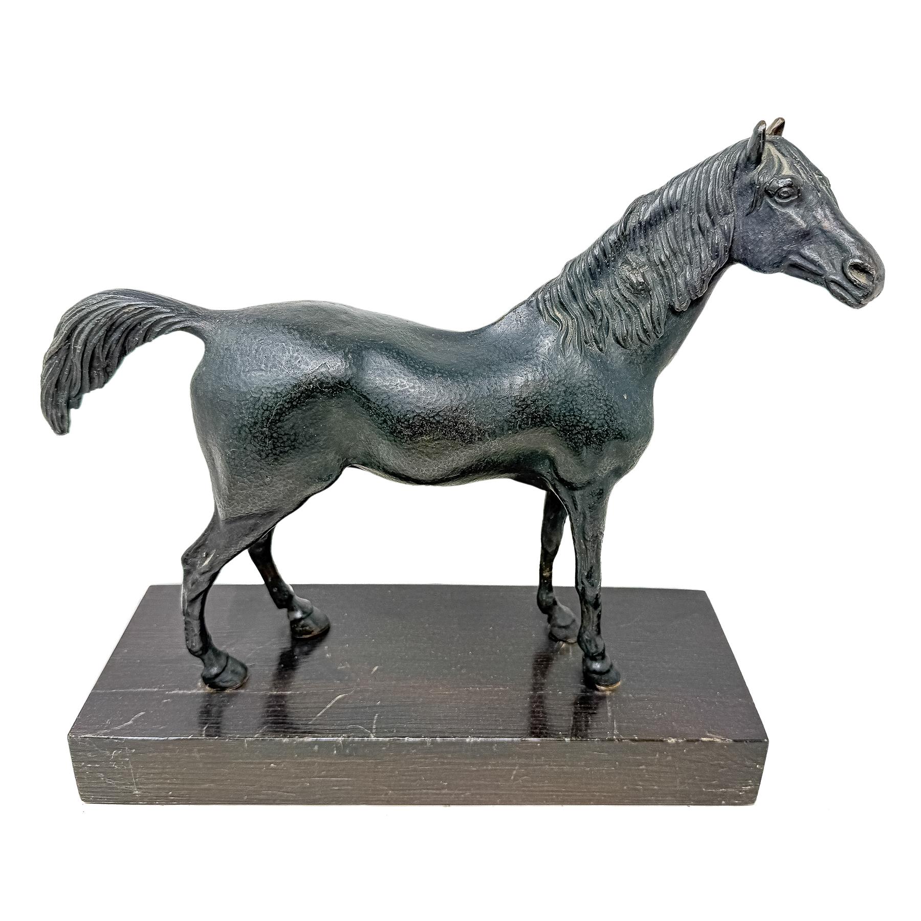 FIGURA DE CABALLO DEL PRIMER TERCIO DE SIGLO XX
