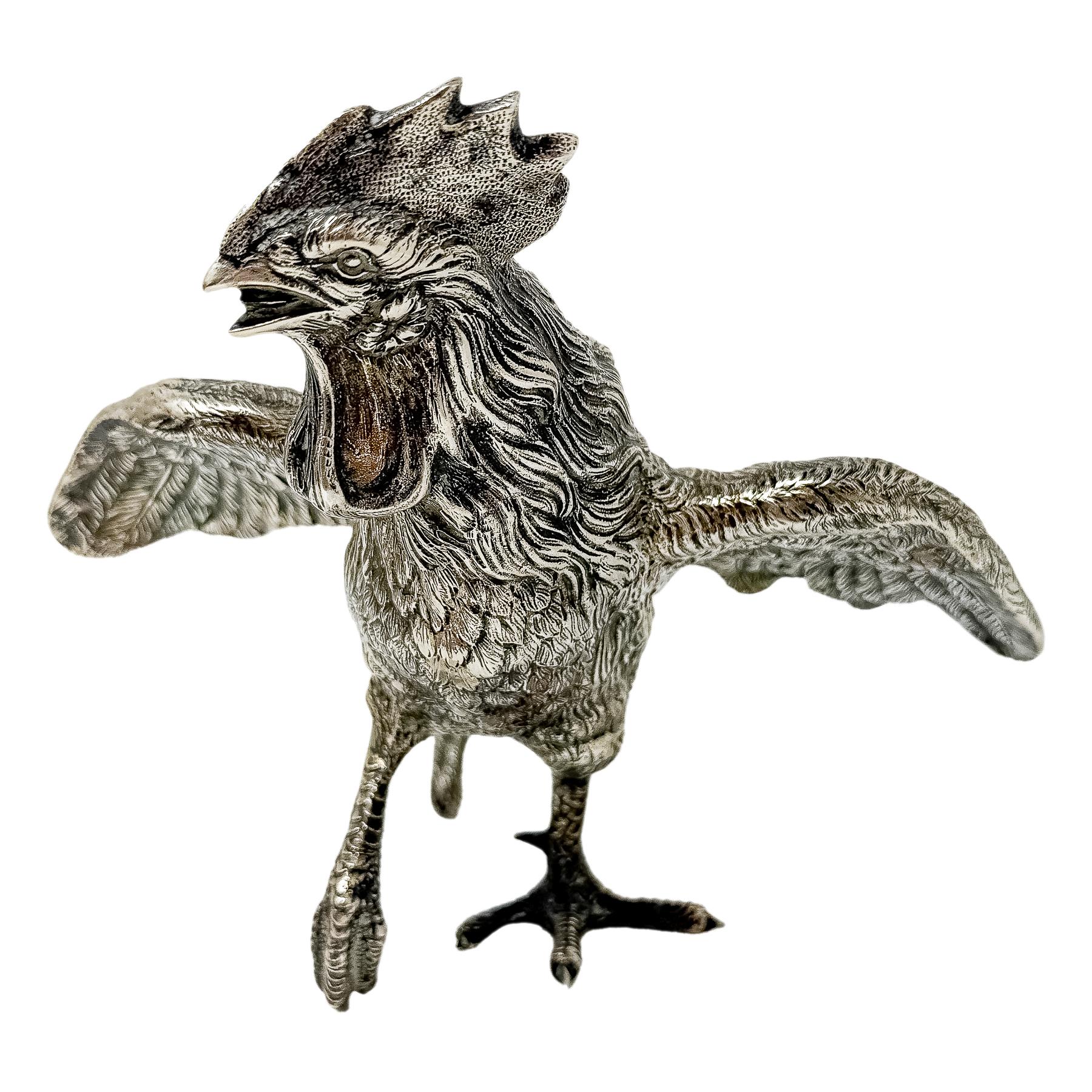DOS GALLOS DE PELEA DE PLATA DE MEDIADOS DE SIGLO XX