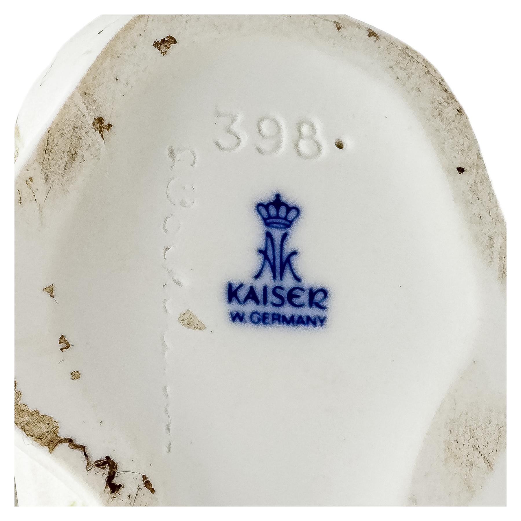 ESCULTURA EN PORCELANA ALEMANA DE MEDIADOS DEL S.XX