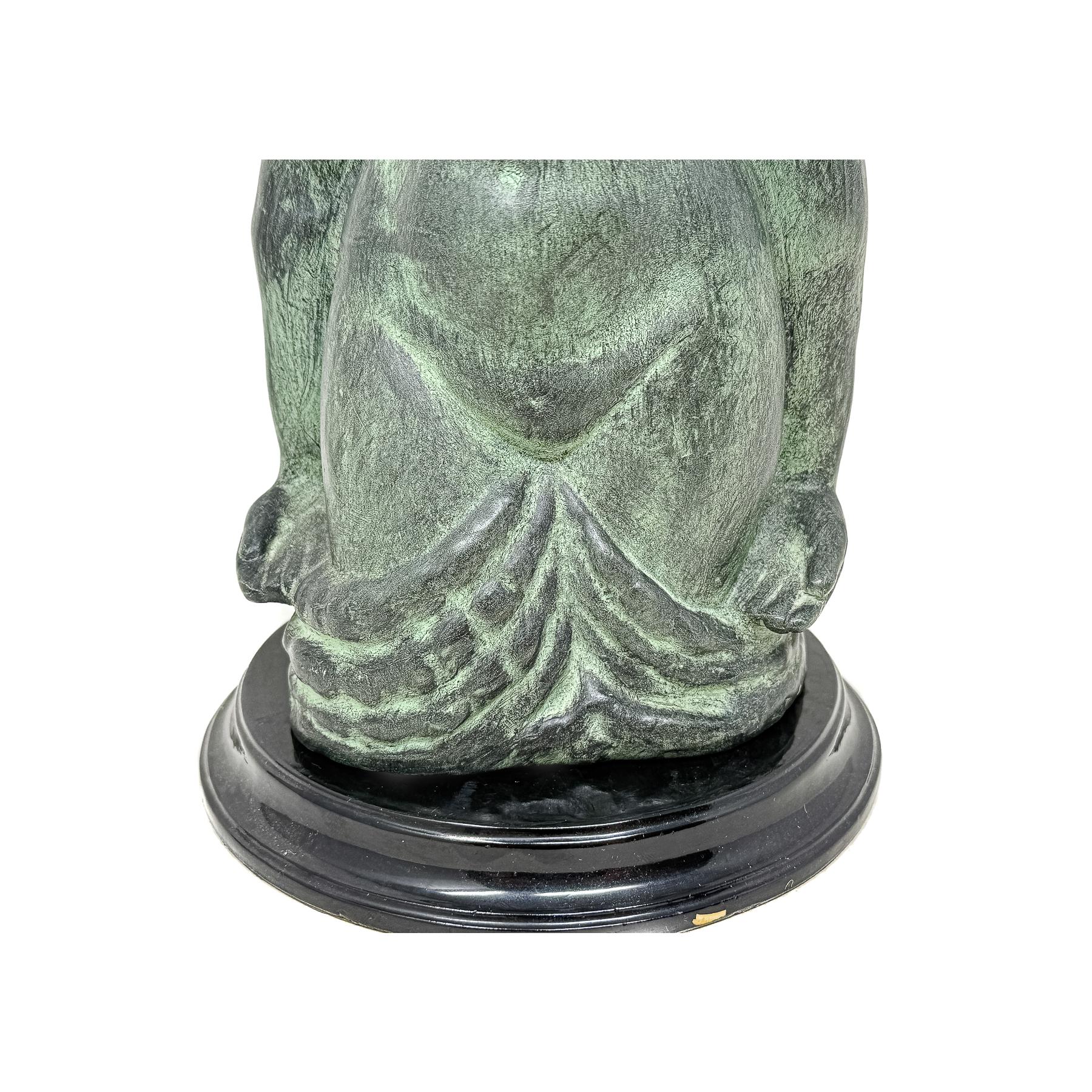 FIGURA DE CERÁMICA AHUMADA 