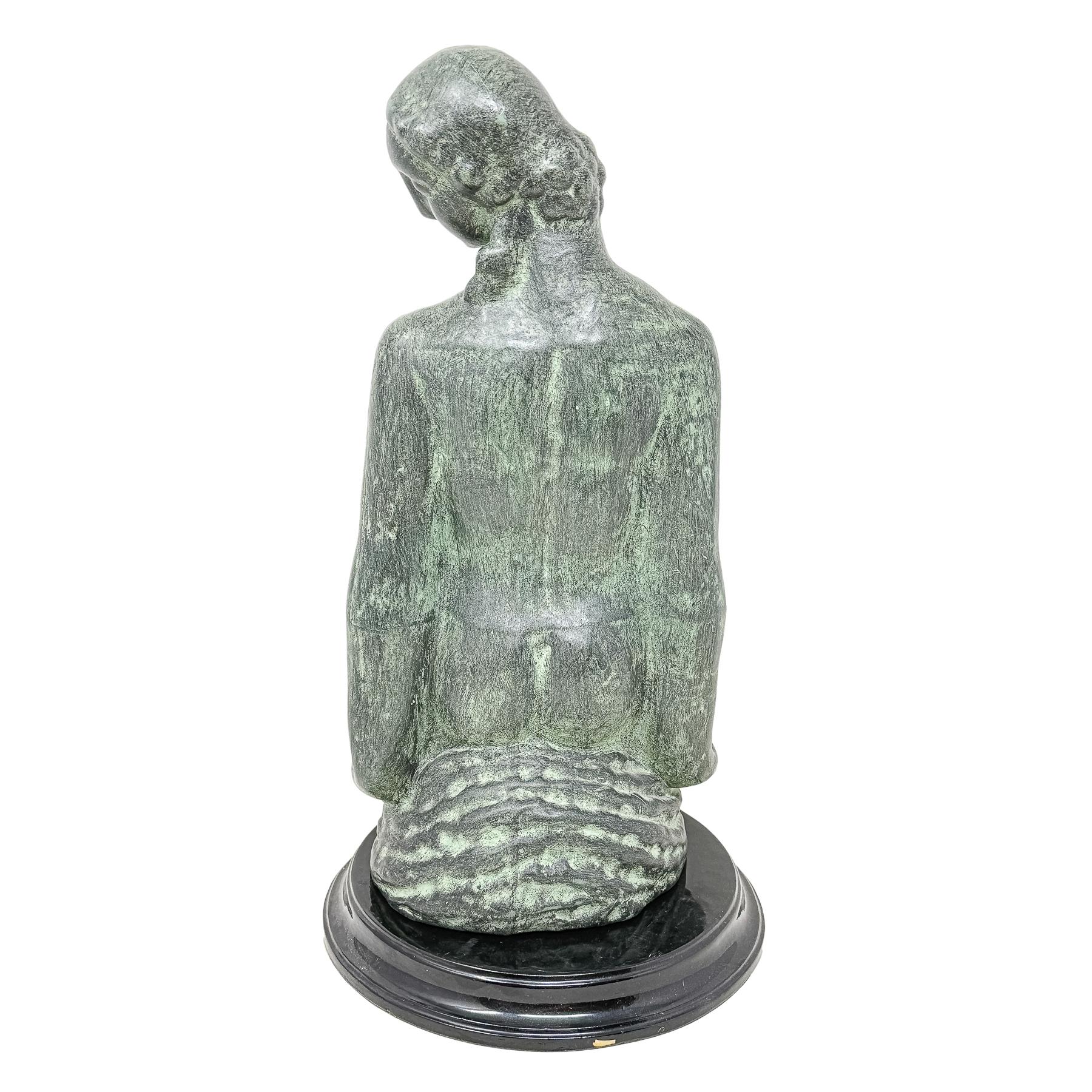 FIGURA DE CERÁMICA AHUMADA 