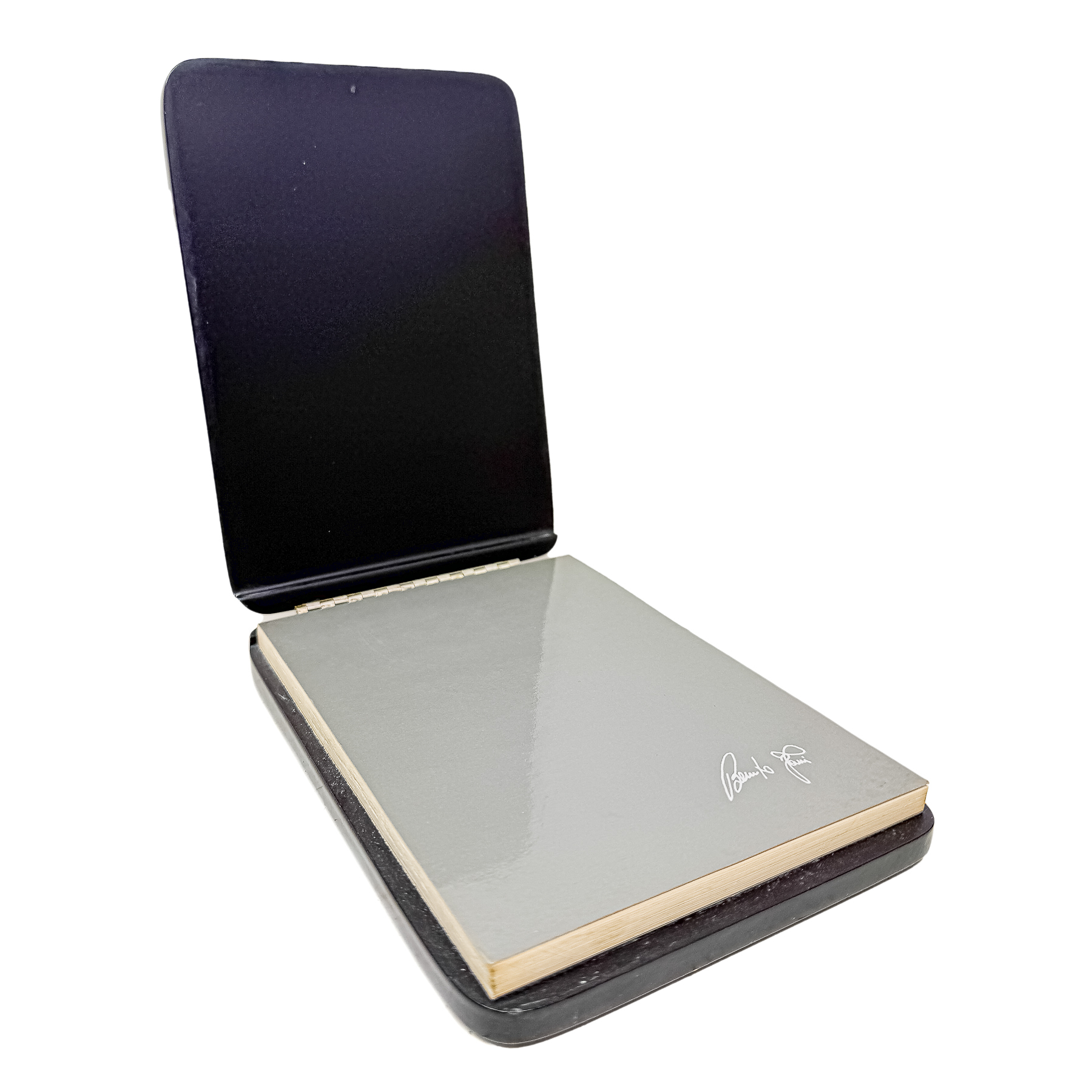 LIBRETA CON TAPAS DE PLATA DEL ÚLTIMO CUARTO DE S. XX