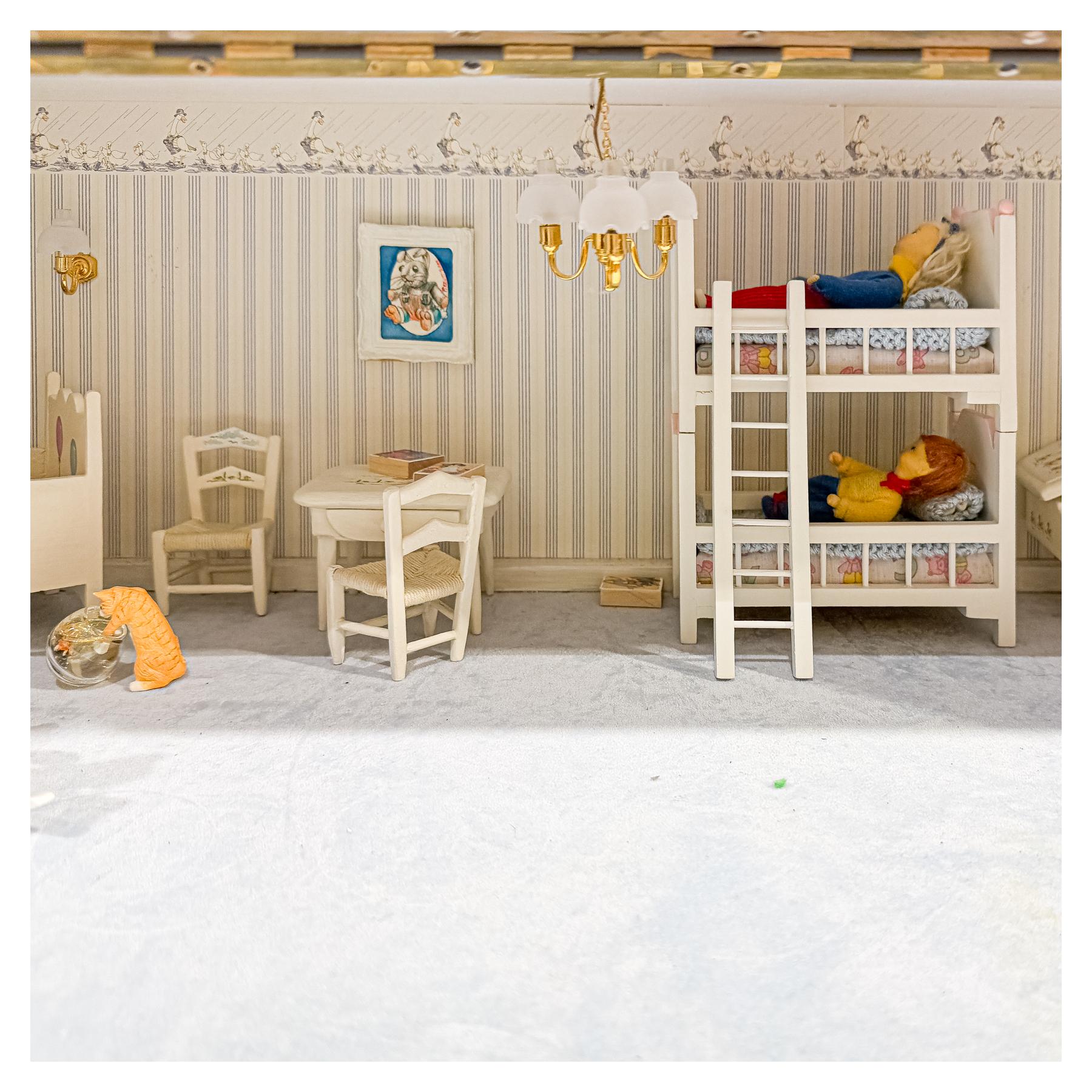CASITA DE MUÑECAS DEL ÚLTIMO CUARTO DEL S.XX