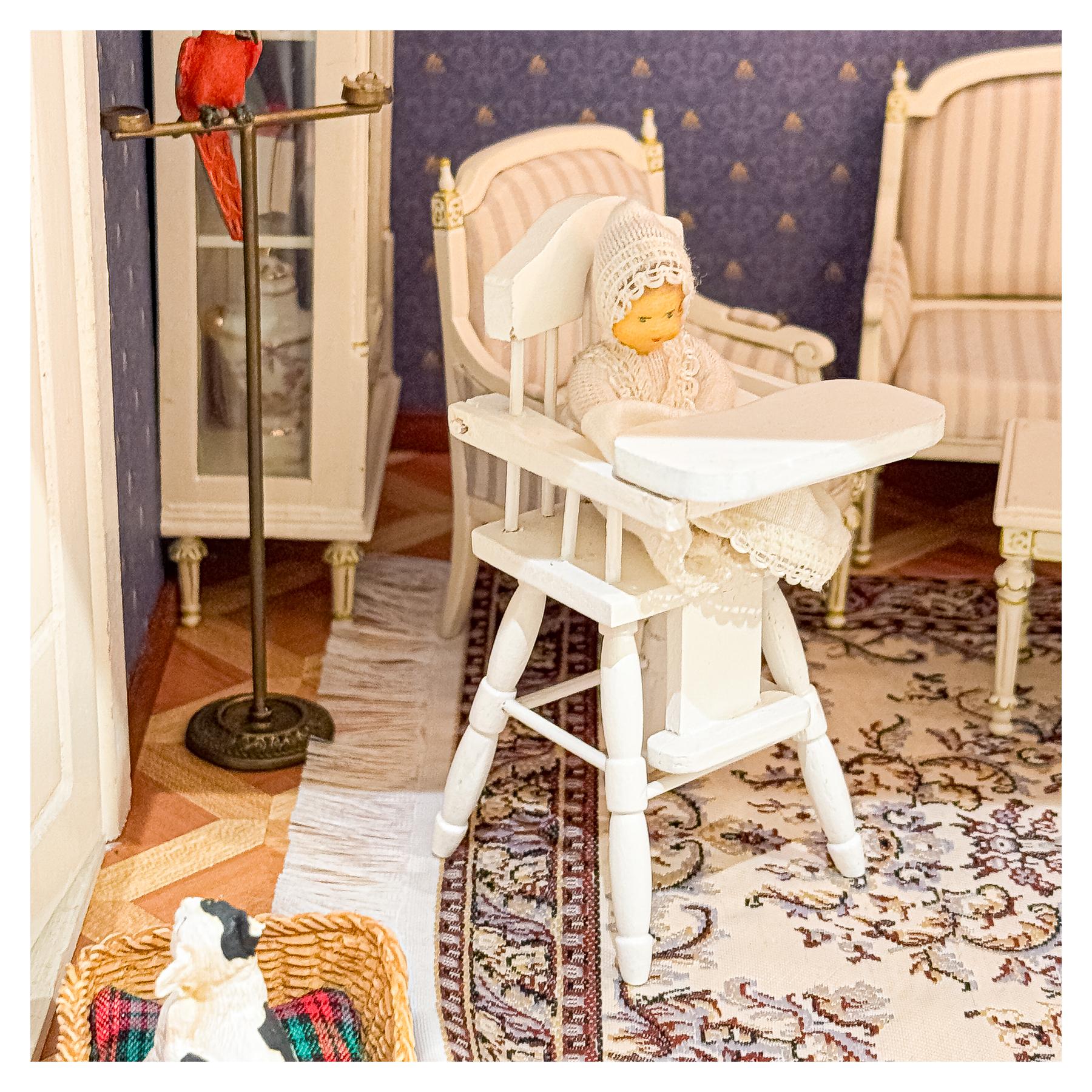 CASITA DE MUÑECAS DEL ÚLTIMO CUARTO DEL S.XX