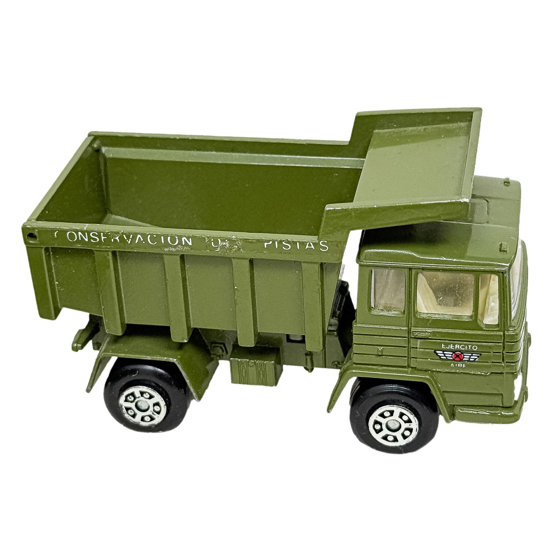 LOTE DE COCHES Y CAMIONES DE LOS AÑOS 70