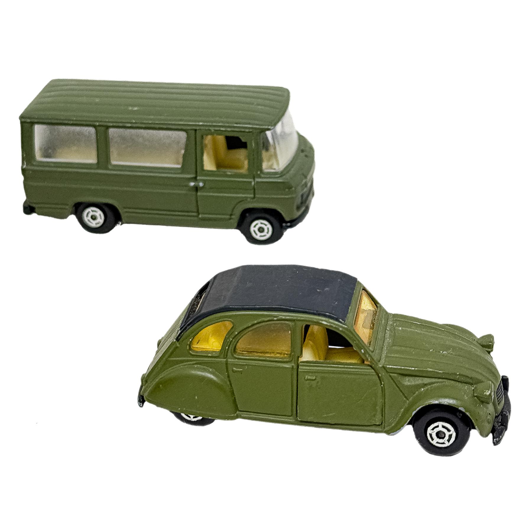 LOTE DE COCHES Y CAMIONES DE LOS AÑOS 70