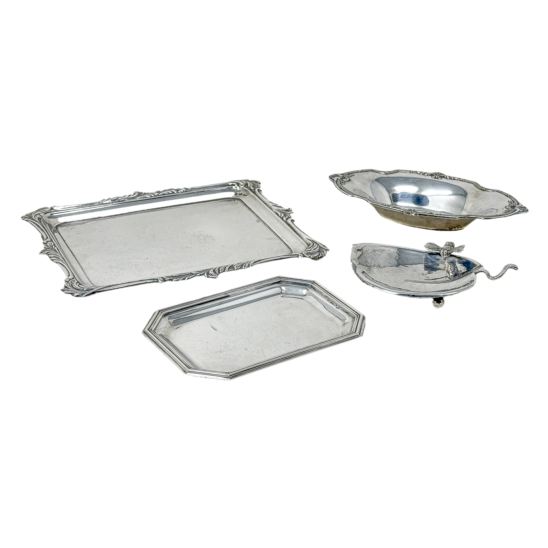 LOTE DE BANDEJITAS DE PLATA Y UNA DE METAL PLATEADO