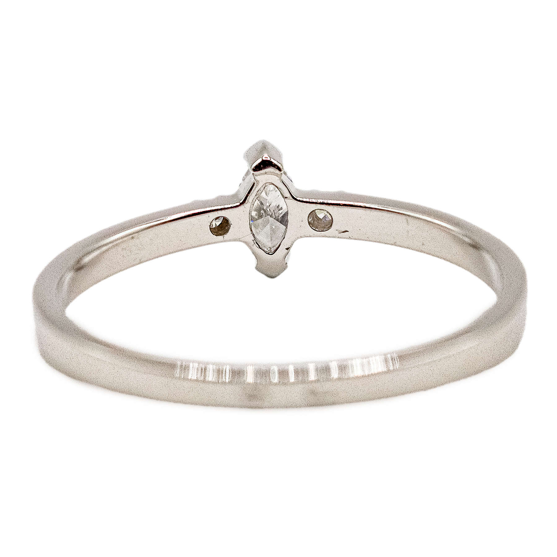 ANILLO CON DIAMANTES