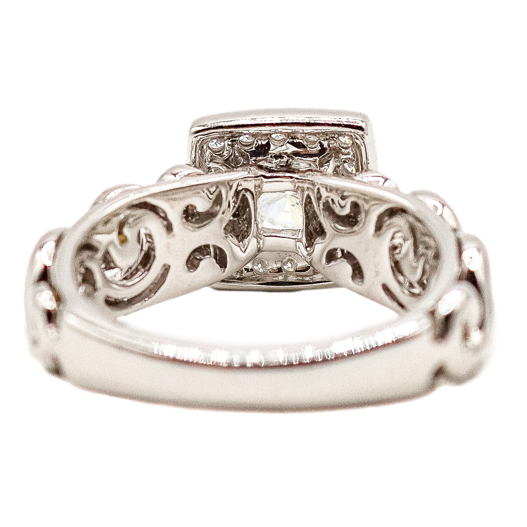 ANILLO ANCHO CON BRILLANTES