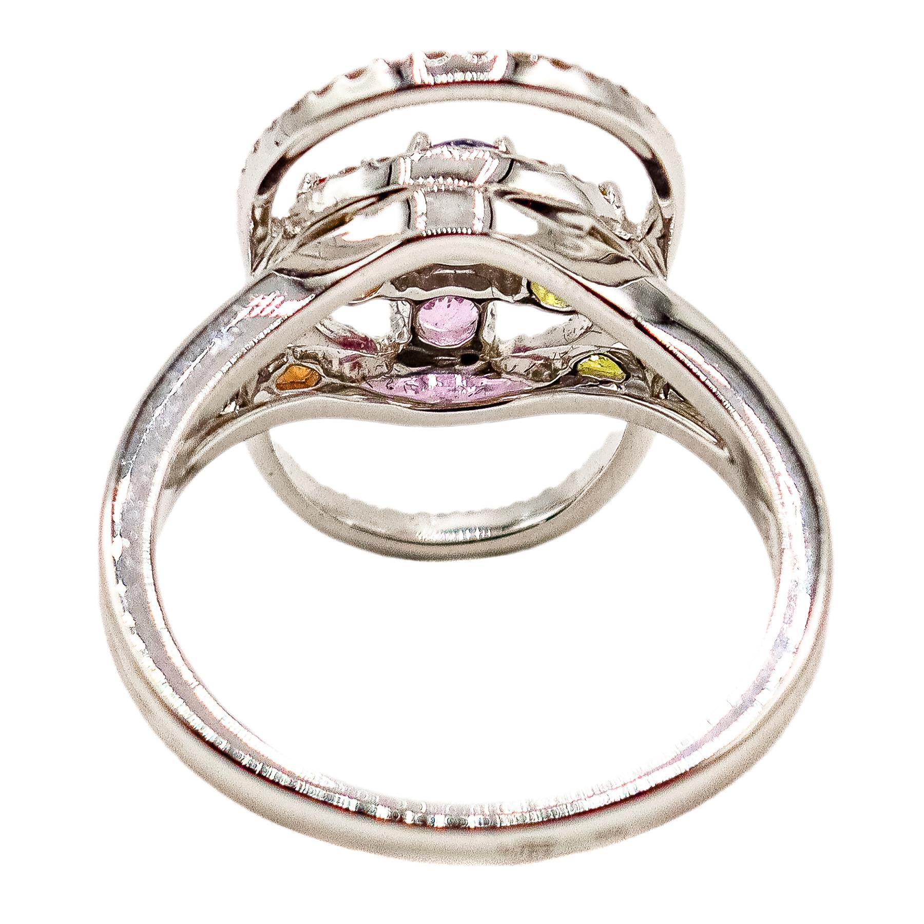 ANILLO CON TOPACIOS DE COLOR Y BRILLANTES 